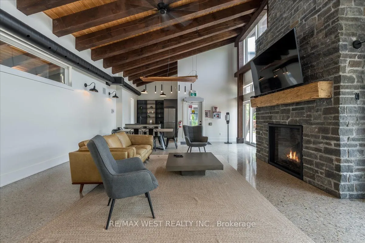 12 Beckwith Lane, #301