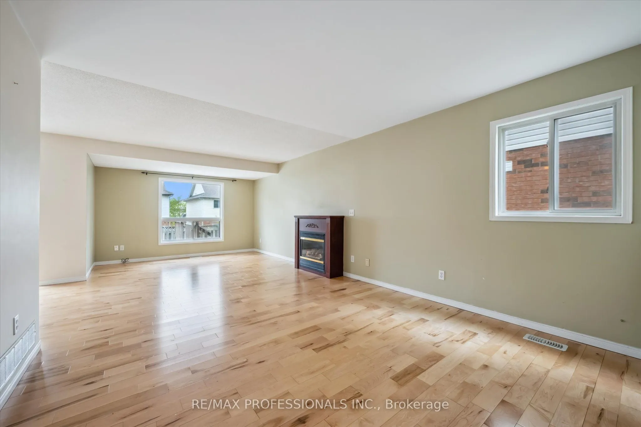 165 Silurian Drive