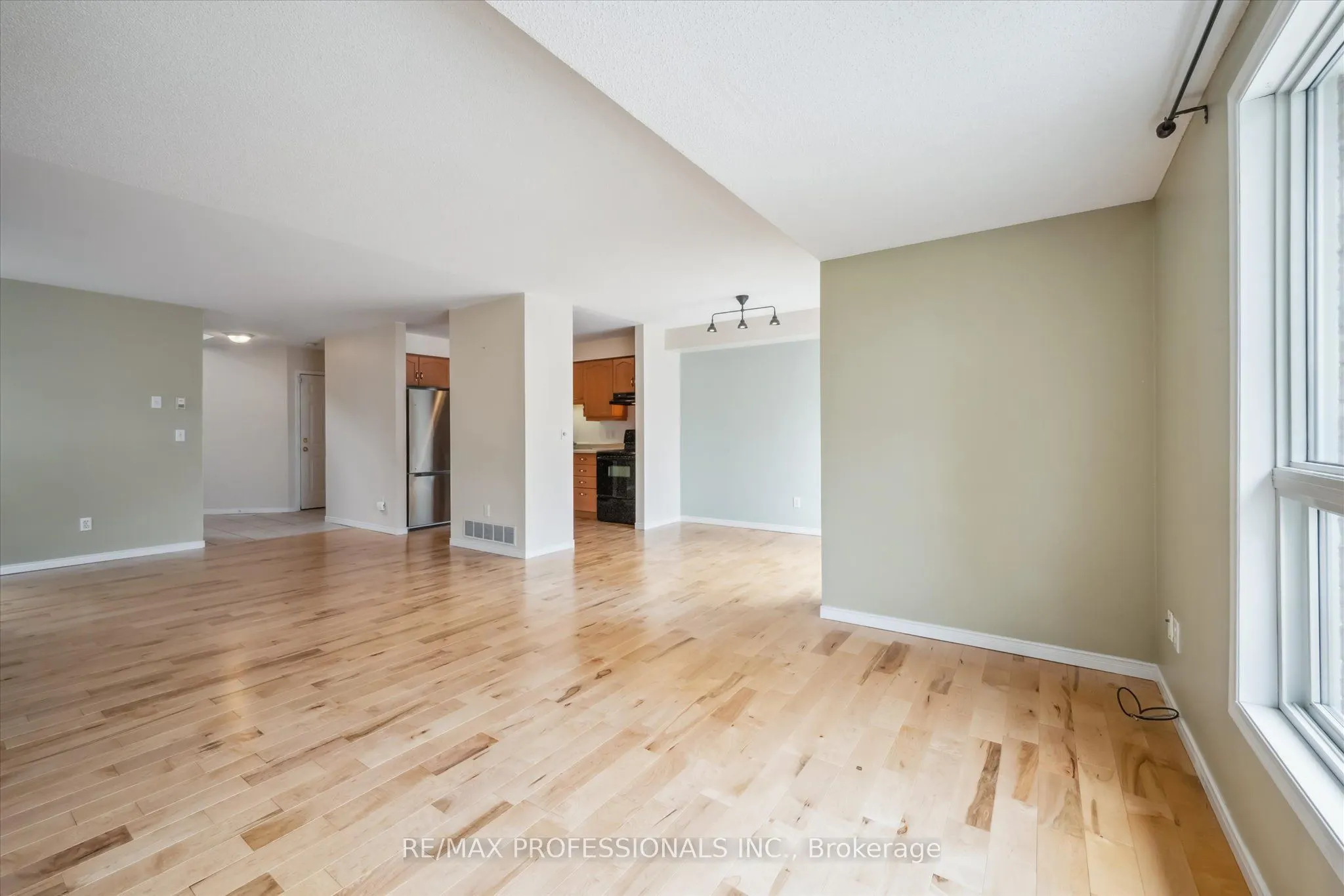 165 Silurian Drive