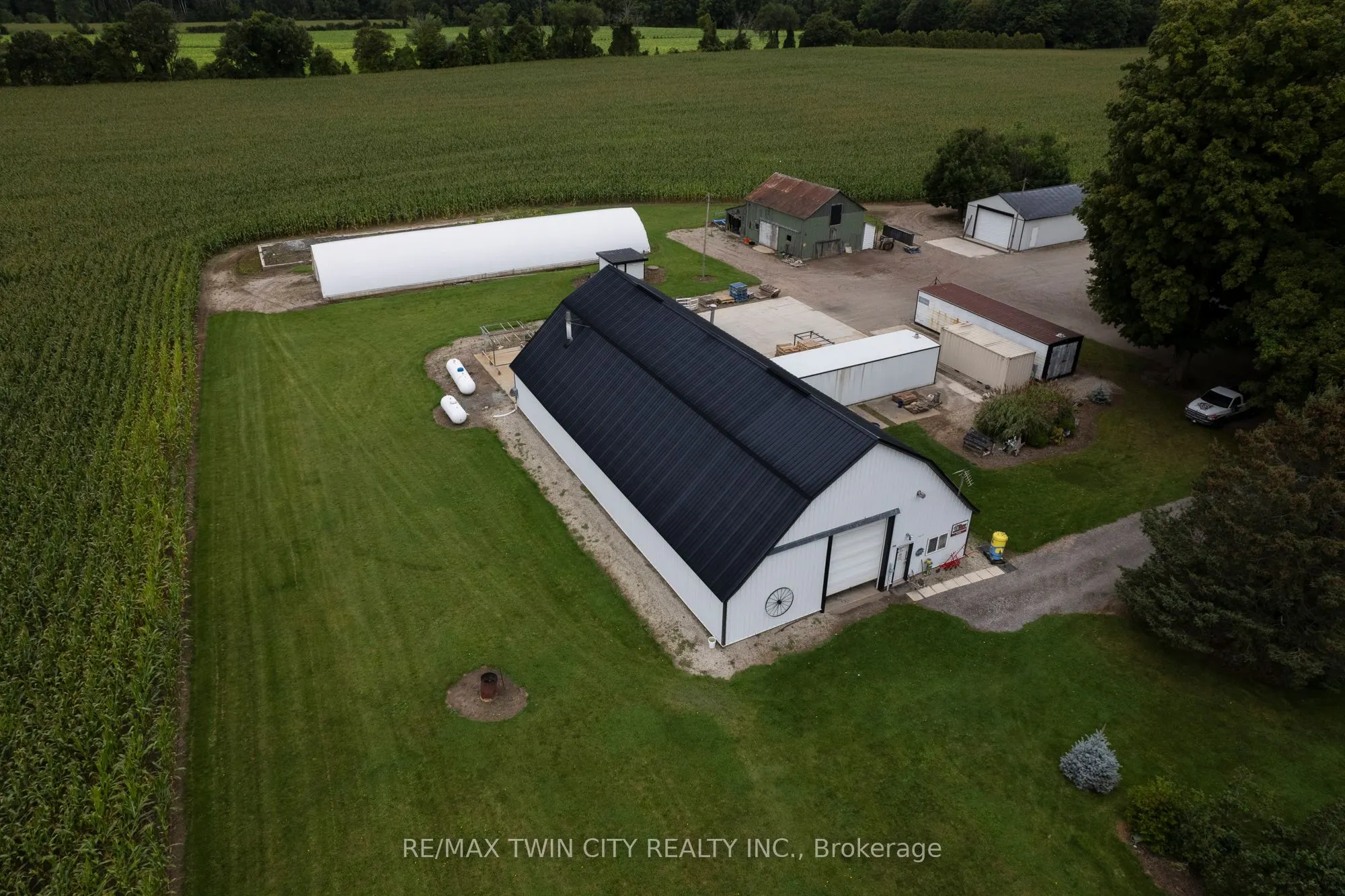 331 MIDDLE TOWNLINE Road