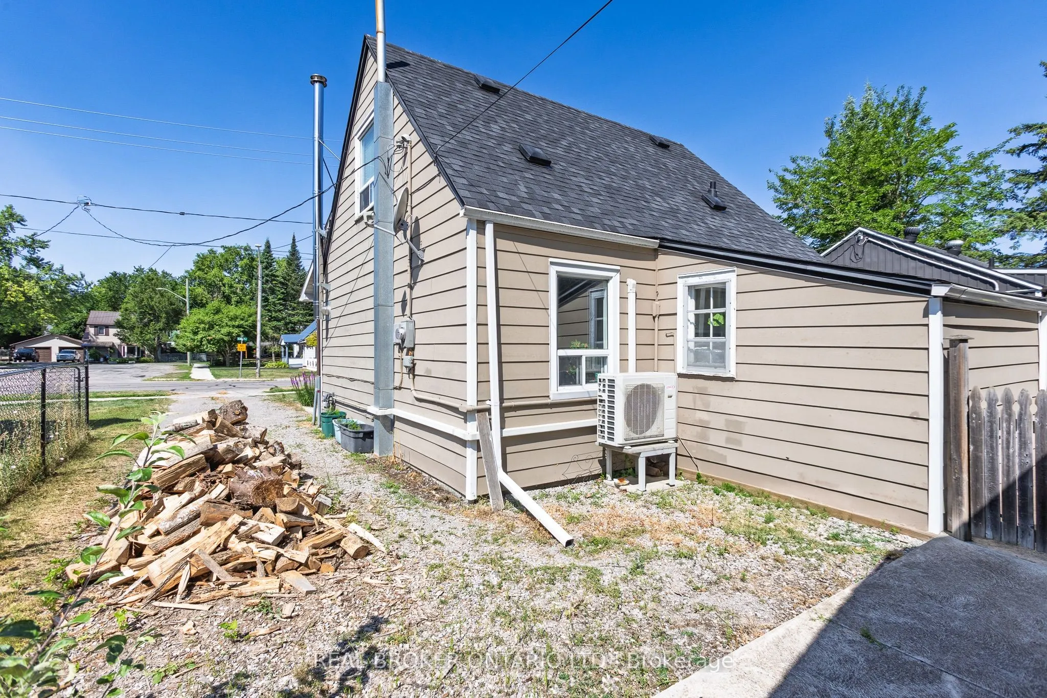 127 Elmore Street
