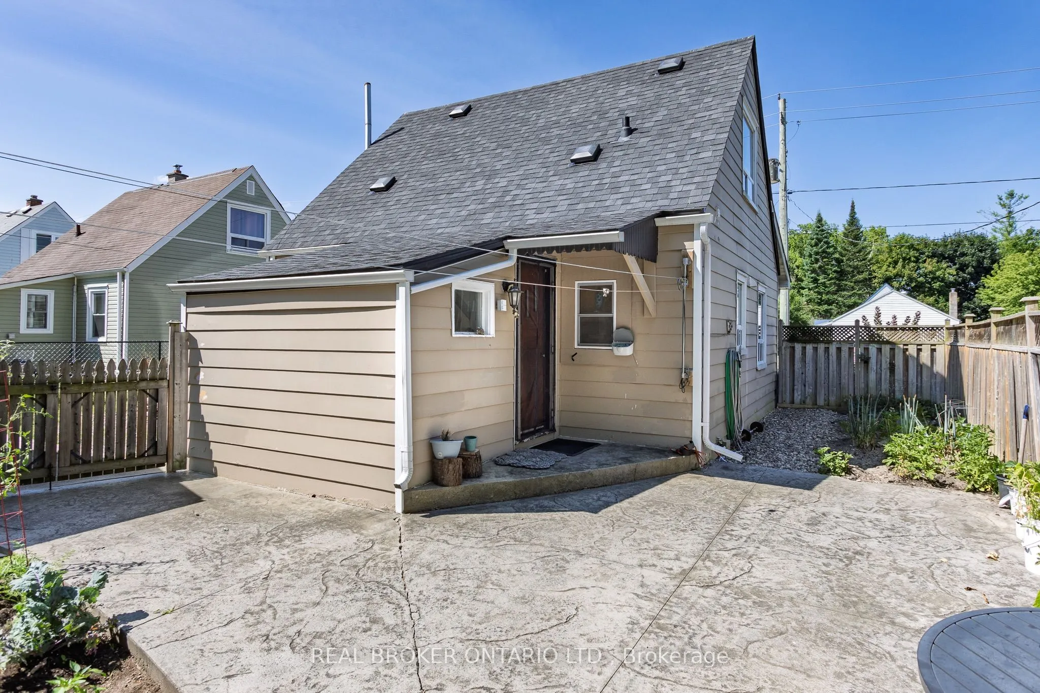 127 Elmore Street