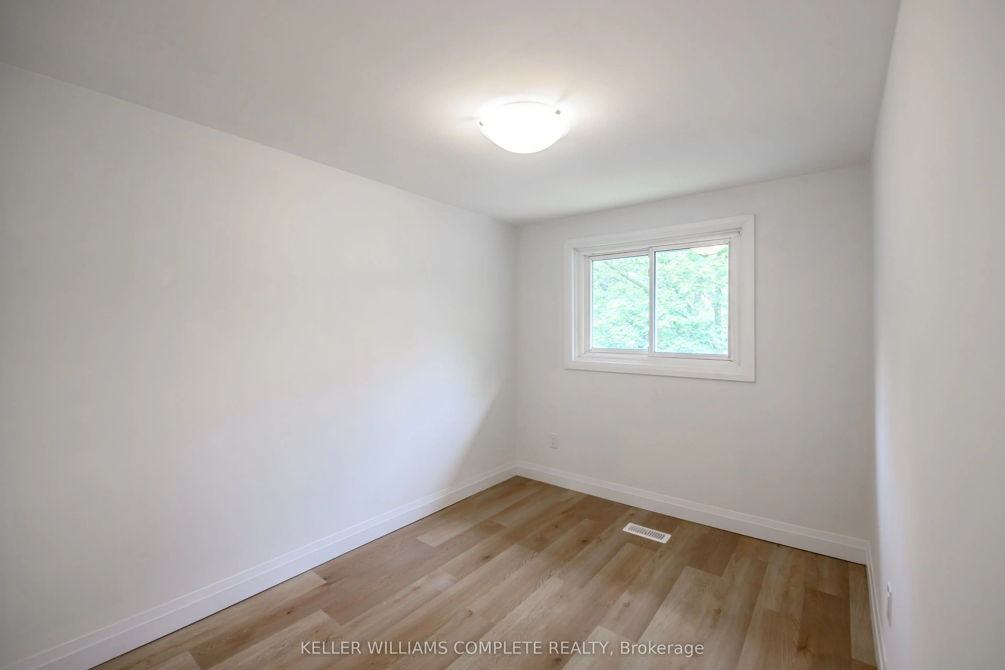 14 Louis Avenue