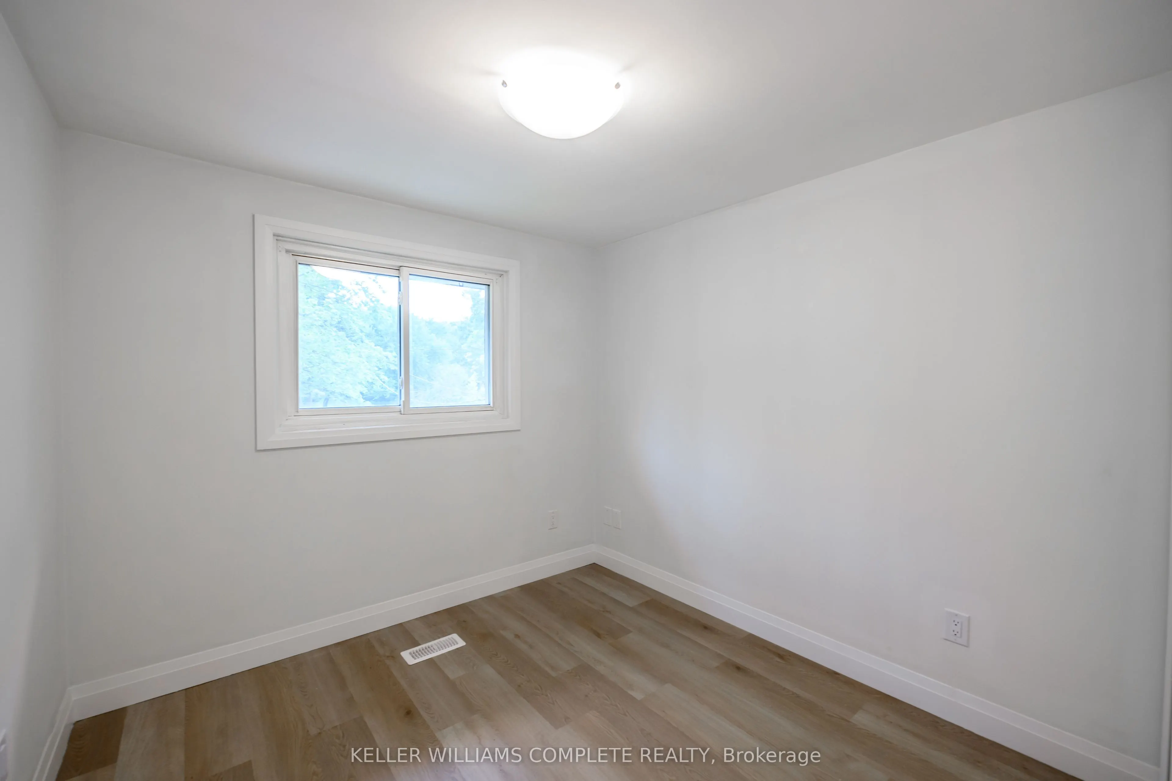 14 Louis Avenue