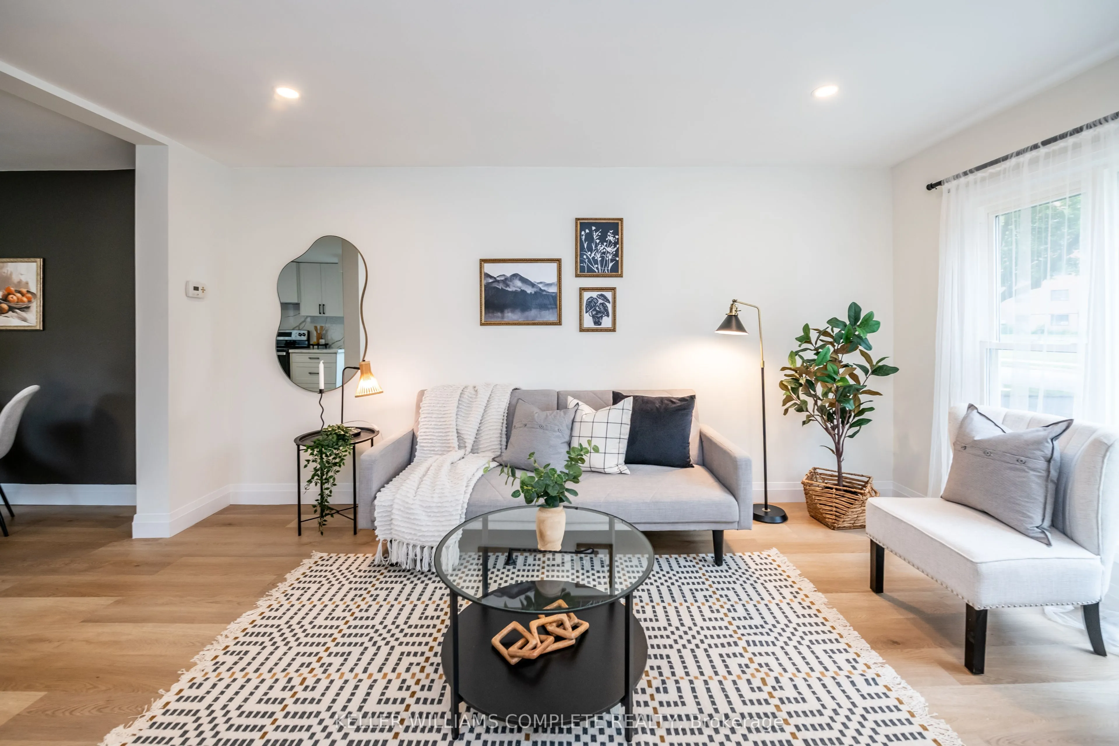14 Louis Avenue