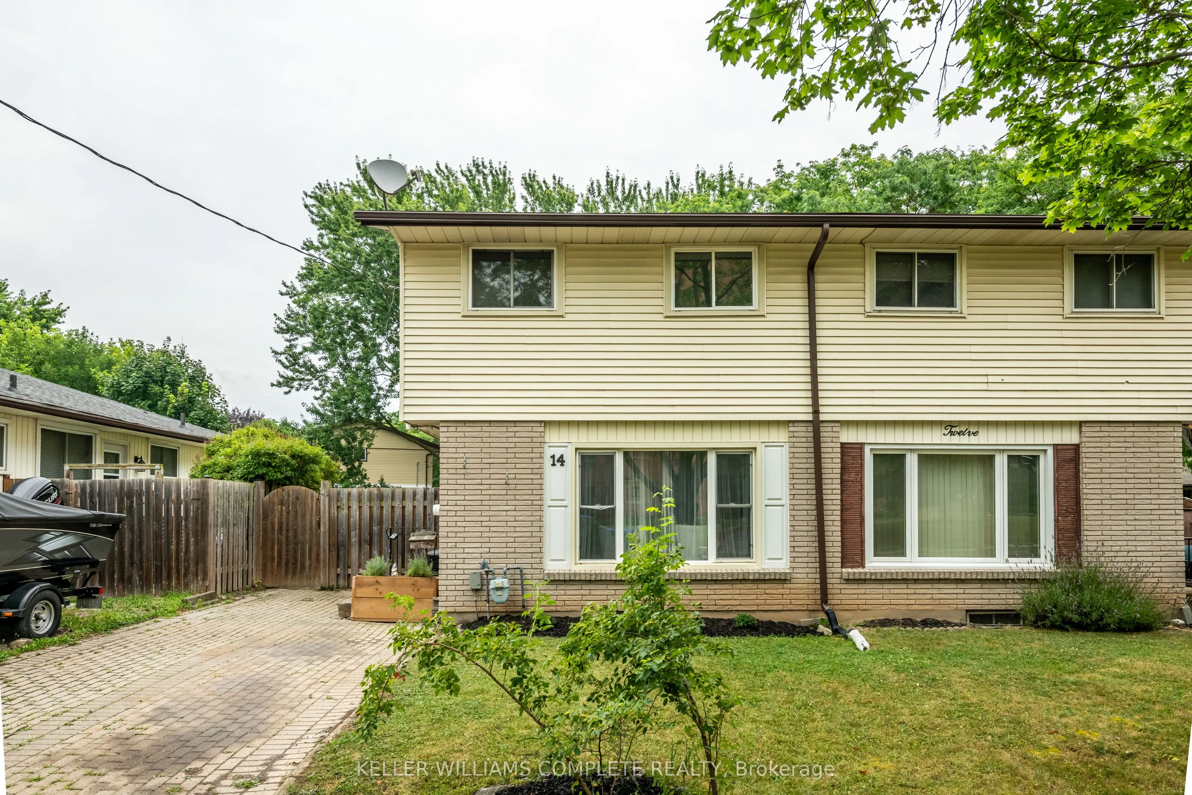 14 Louis Avenue