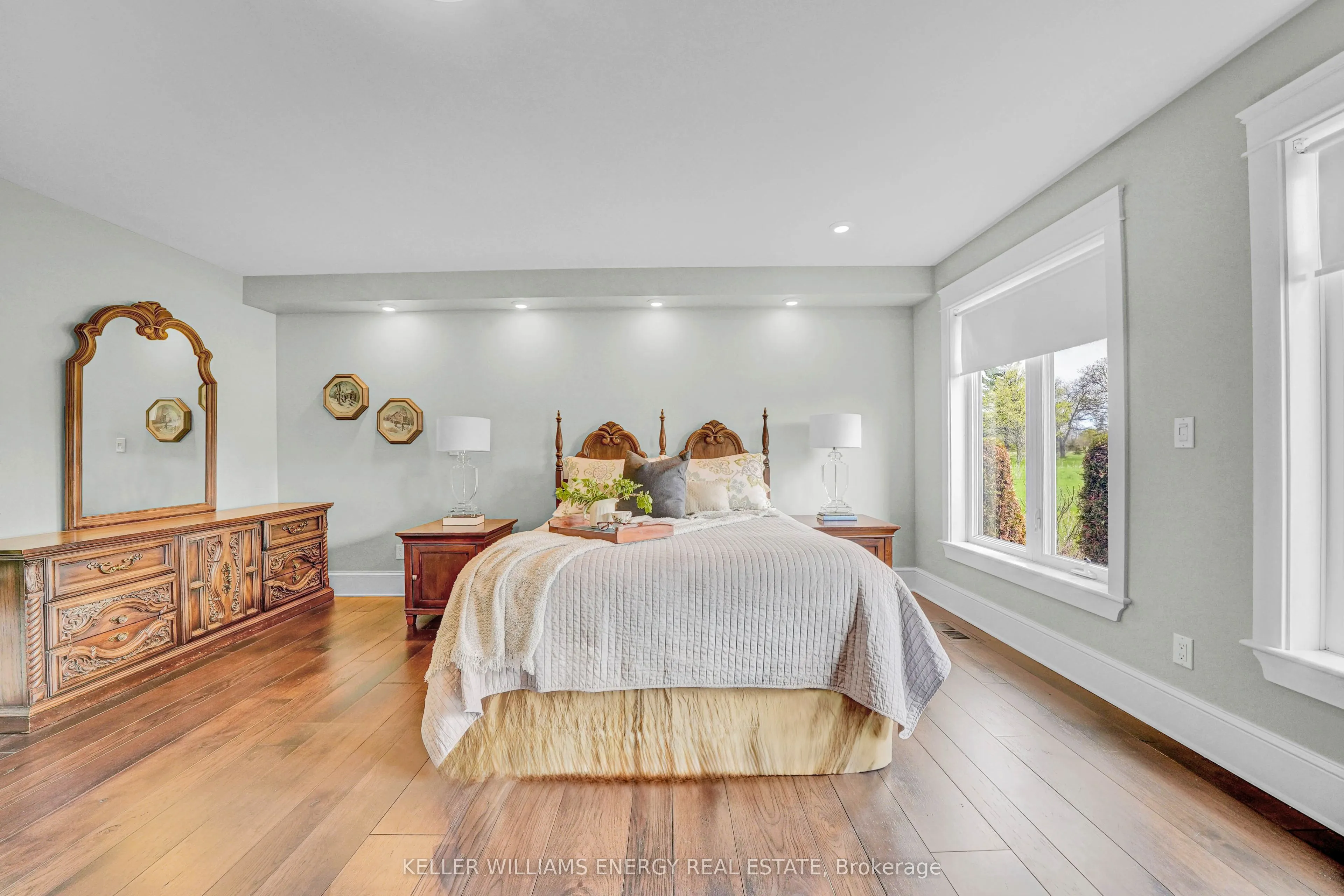 73 White Chapel Road