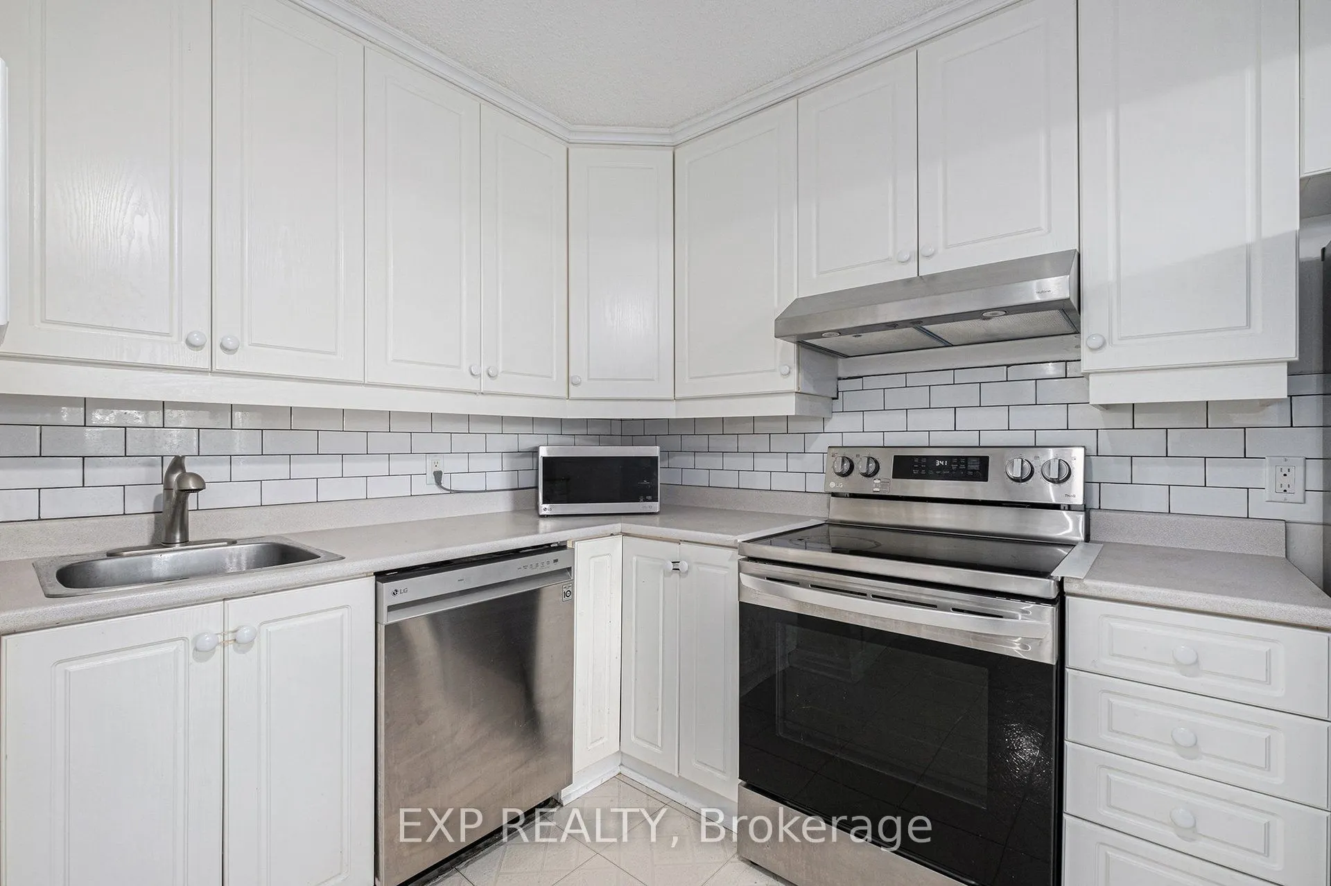 1285 Cahill Drive, #401