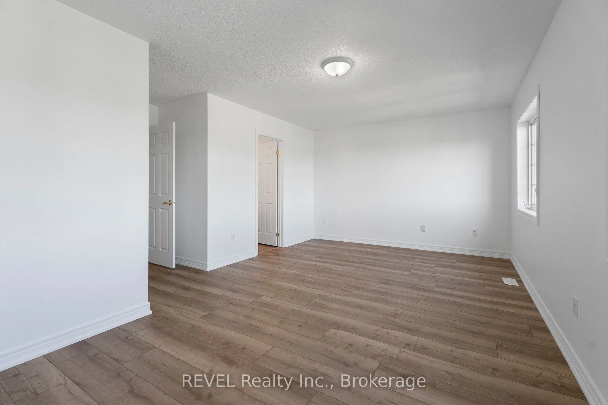 4 Keith Crescent