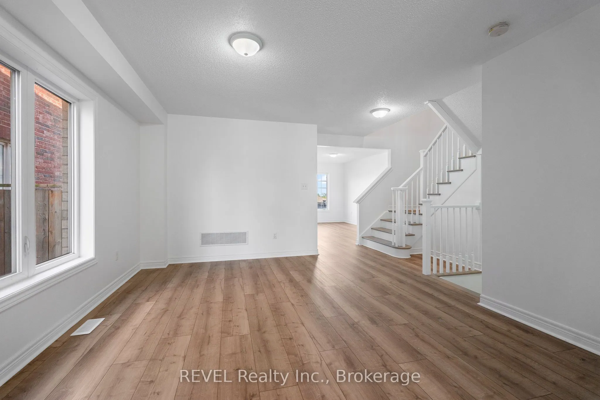 4 Keith Crescent