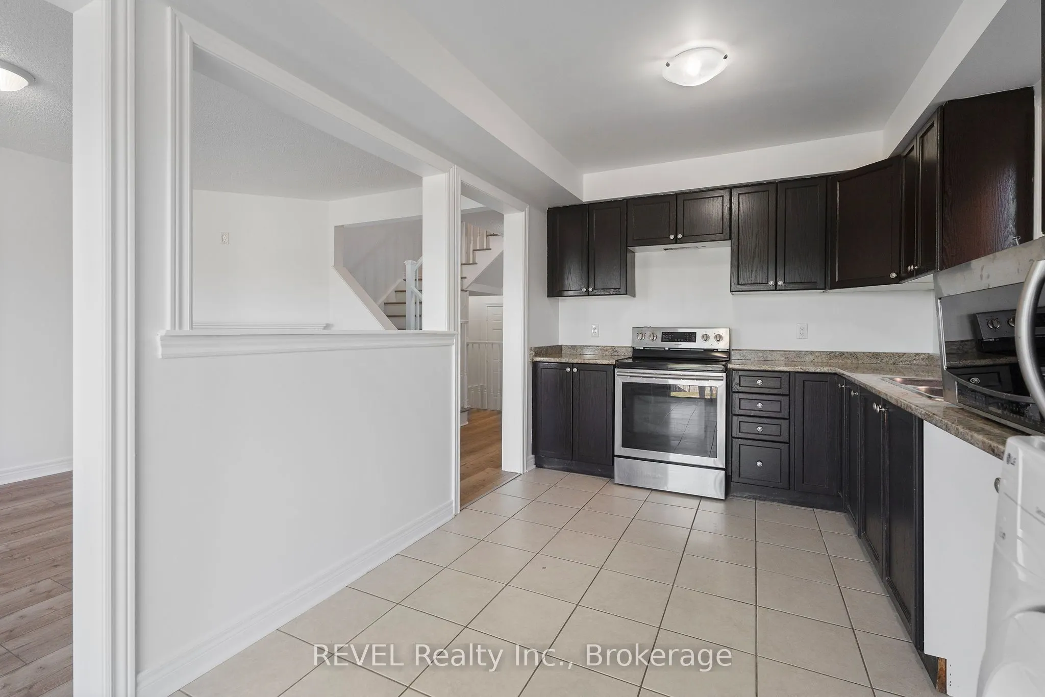 4 Keith Crescent