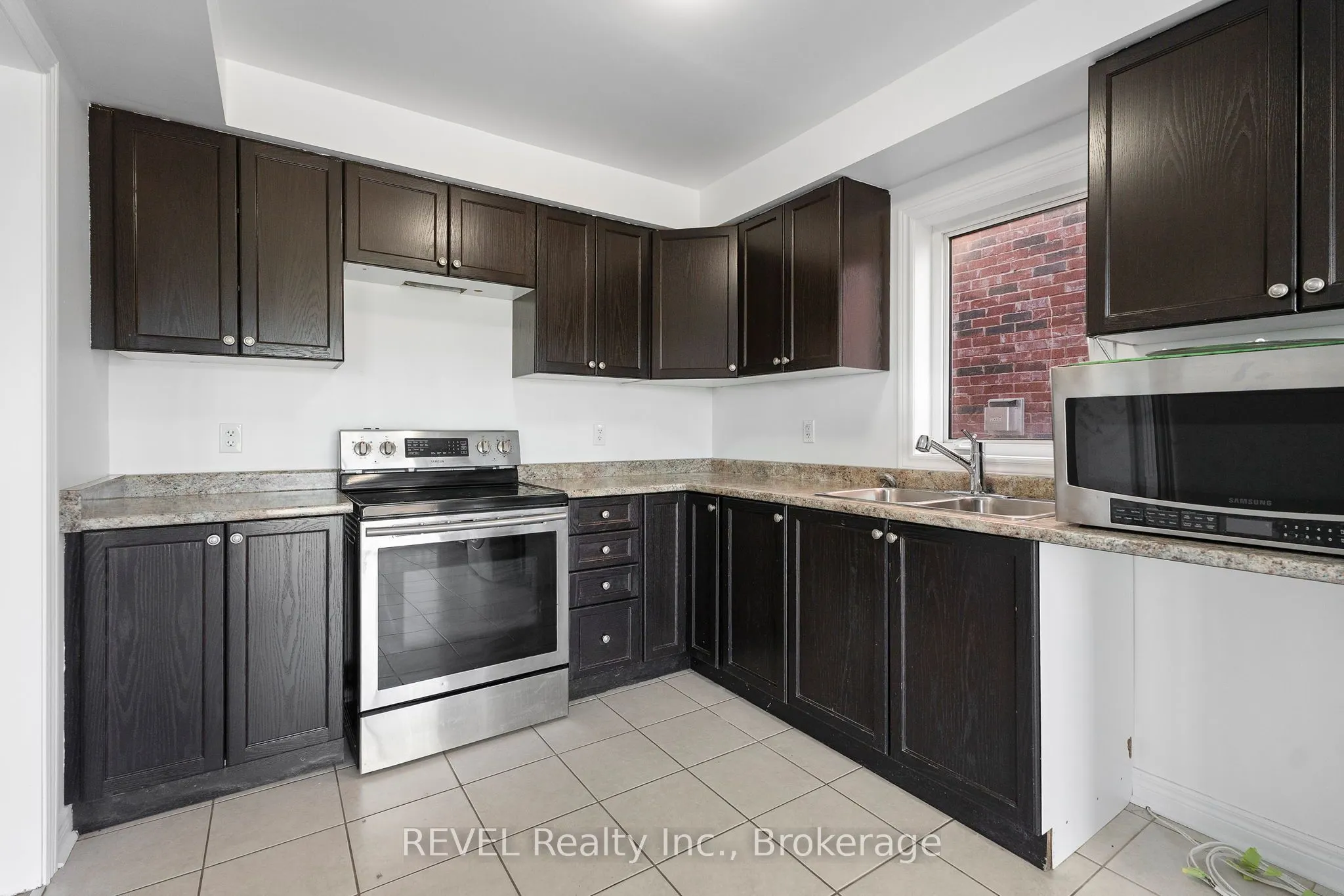 4 Keith Crescent