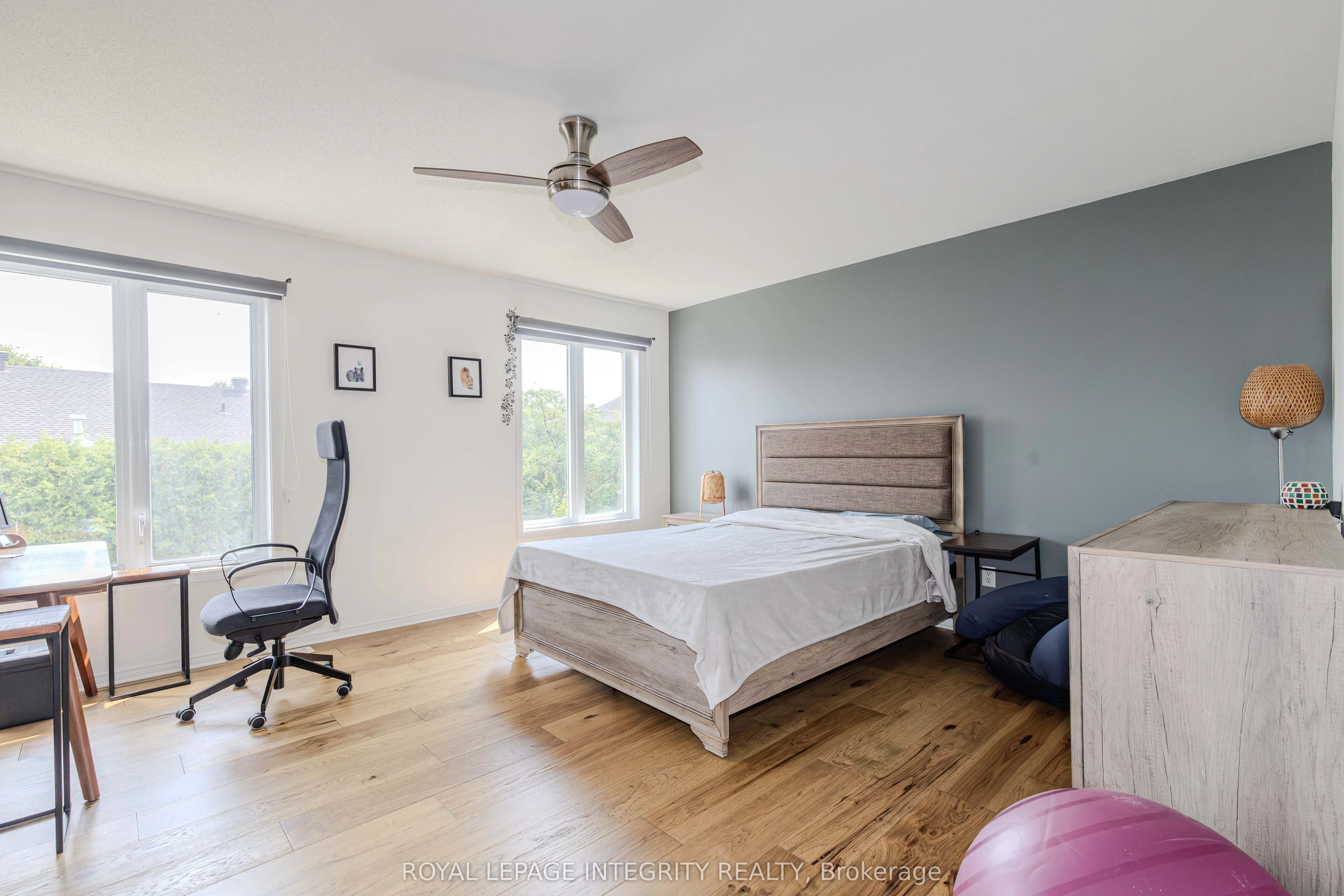 2123 Esprit Drive