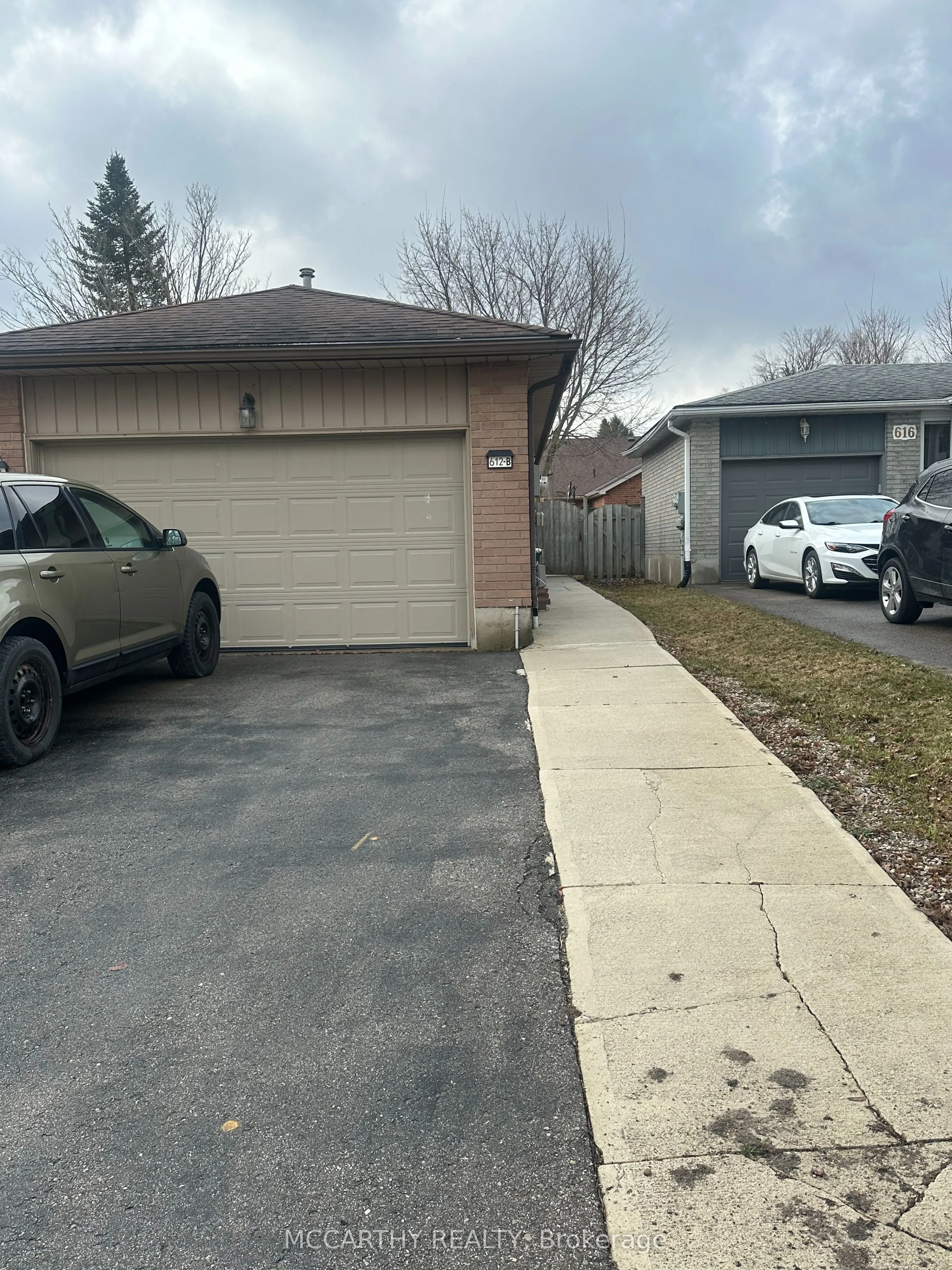 612 Canfield Place, #B