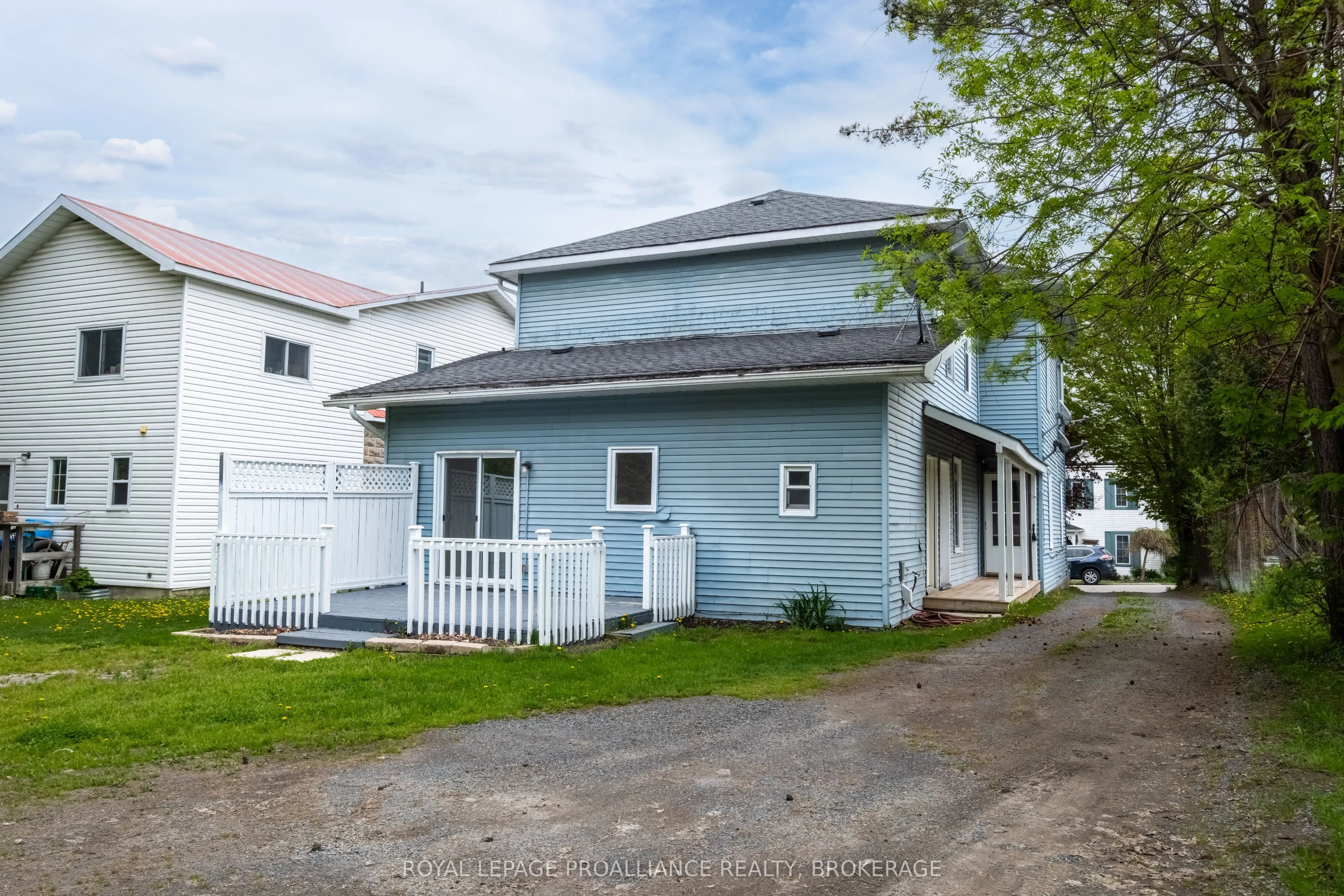 26 Rideau Street