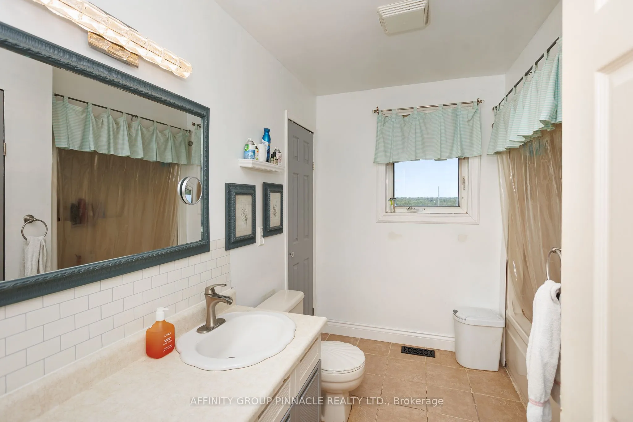 2312 County Rd 38 Road