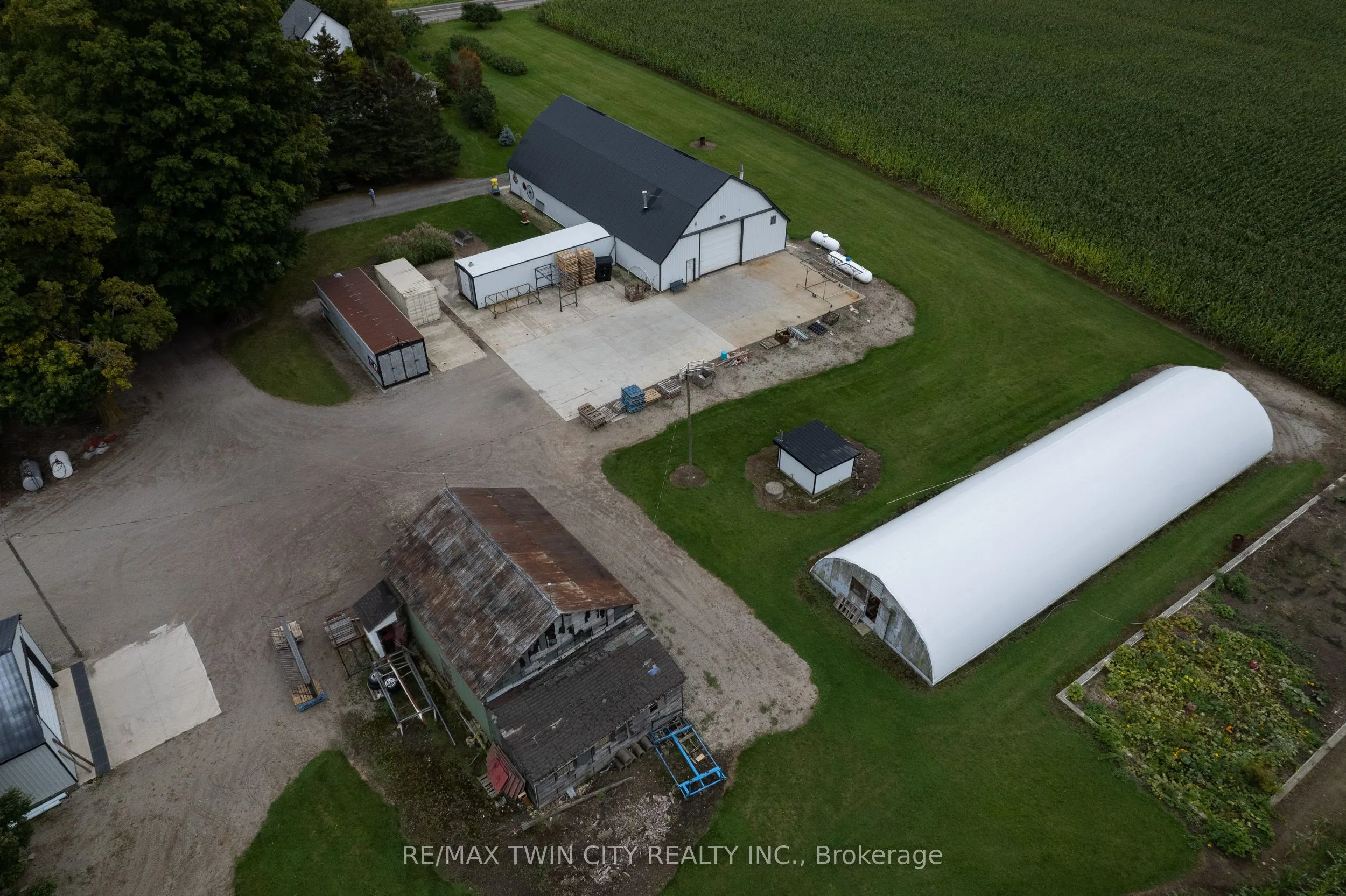 331 MIDDLE TOWNLINE Road