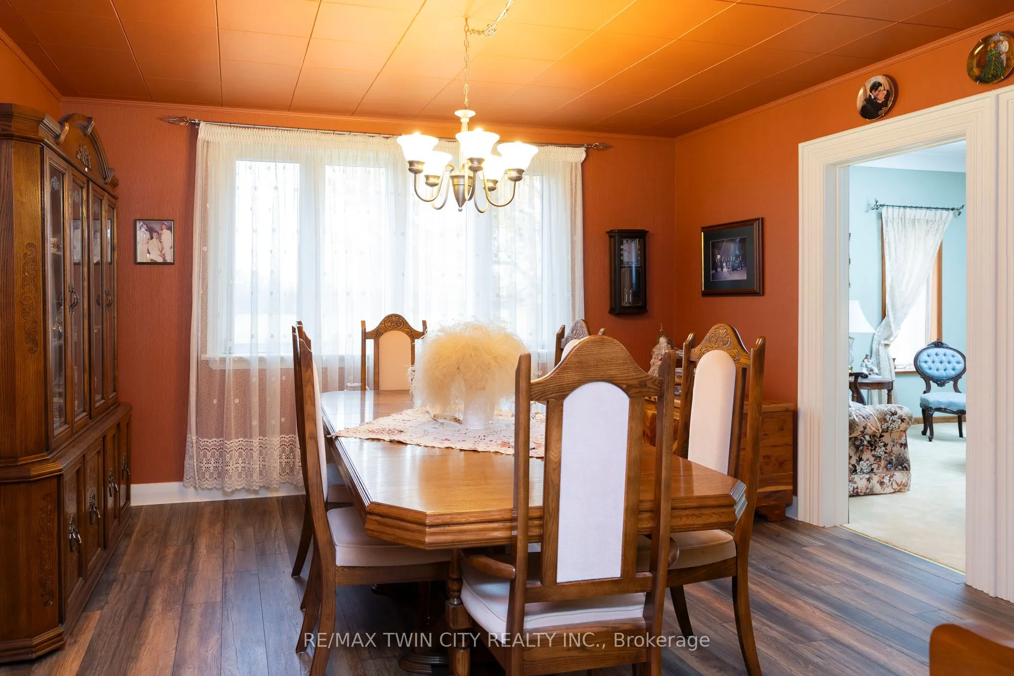 331 MIDDLE TOWNLINE Road