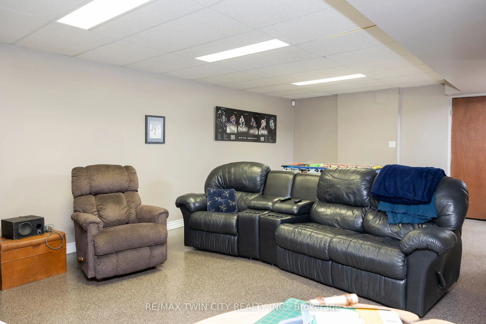 331 MIDDLE TOWNLINE Road