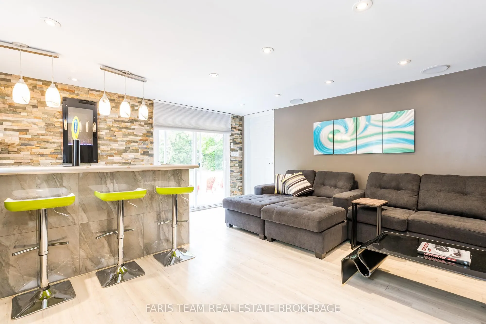 85 Fulsom Crescent