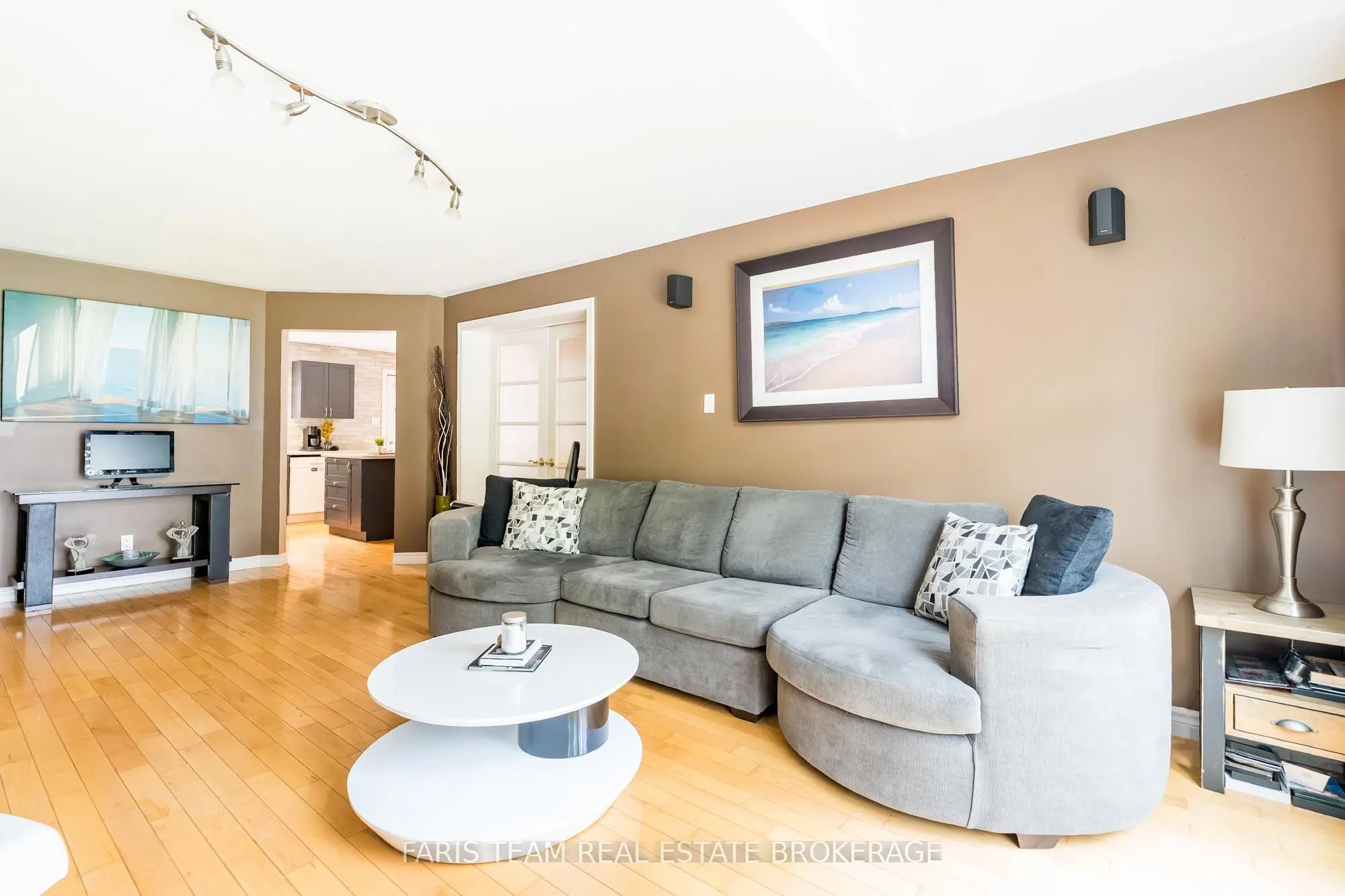 85 Fulsom Crescent