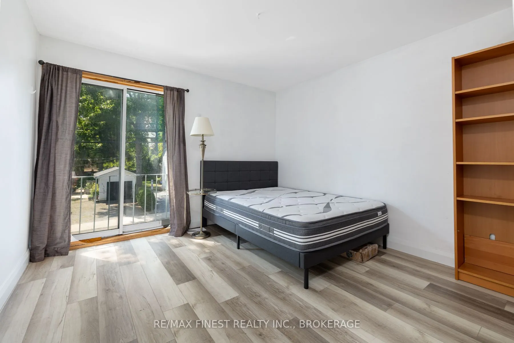 63 Livingston Avenue