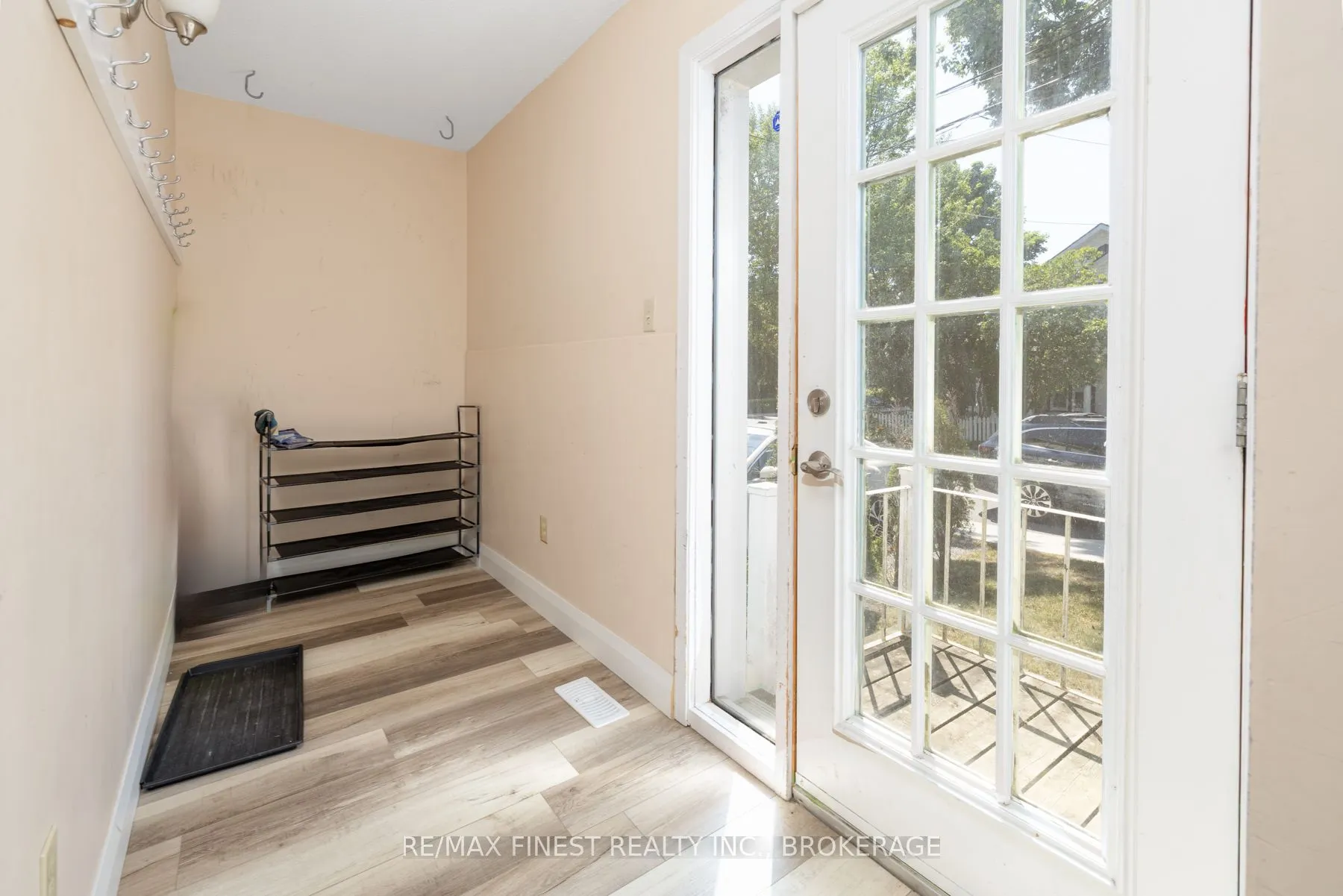 63 Livingston Avenue