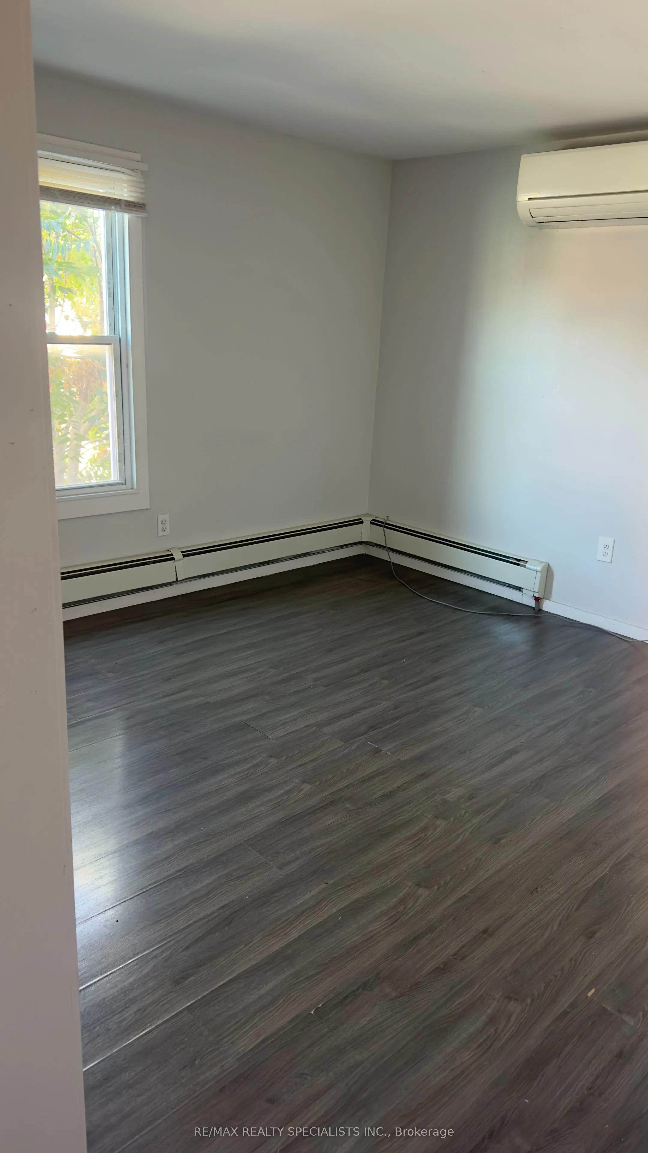 108 Queenston Street, #2