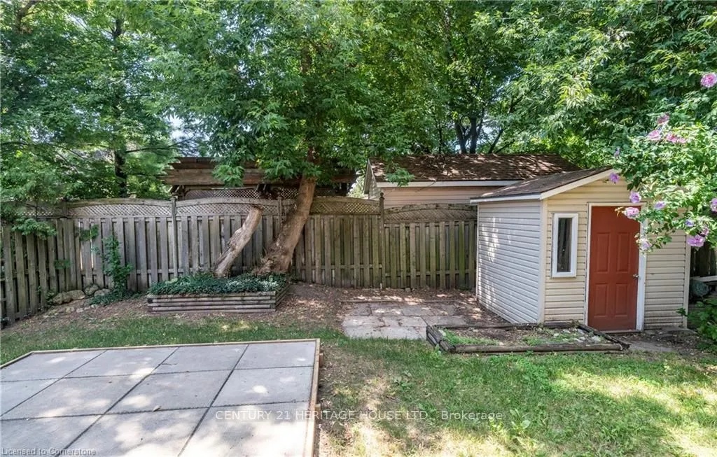 24 Castlewood Place