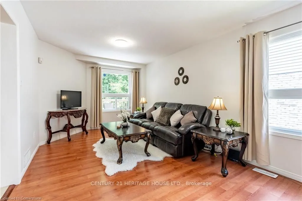 24 Castlewood Place