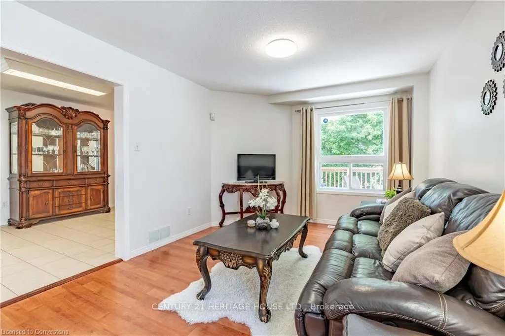 24 Castlewood Place