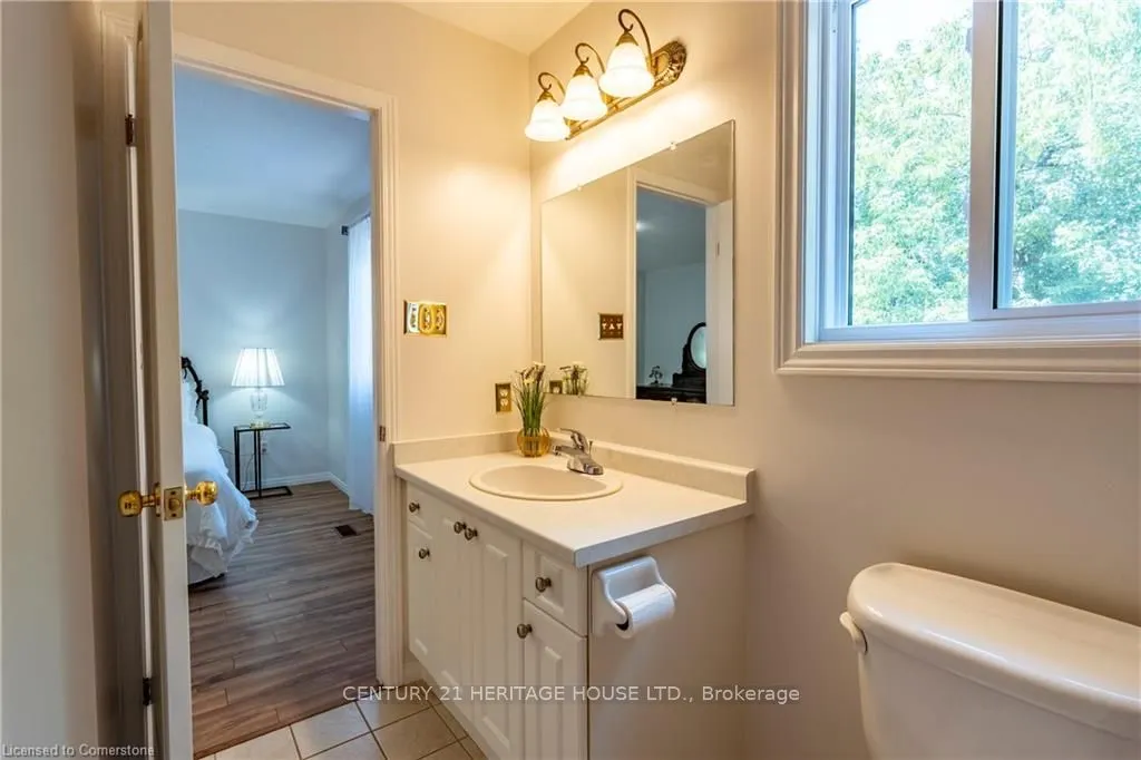 24 Castlewood Place