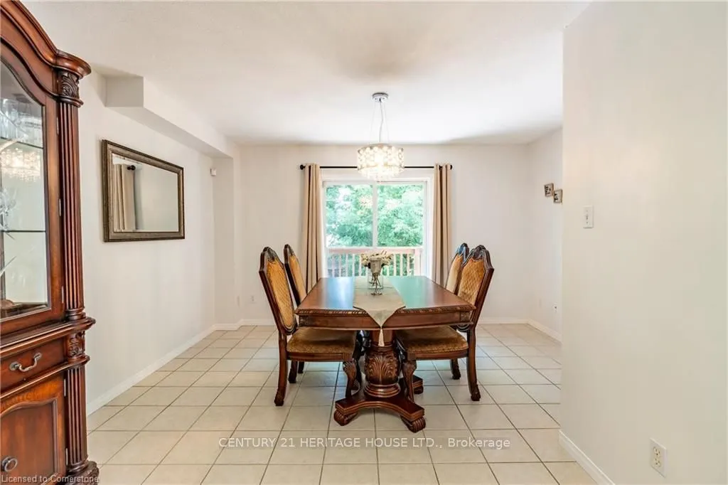 24 Castlewood Place