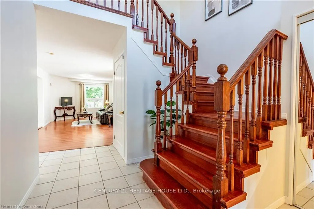 24 Castlewood Place