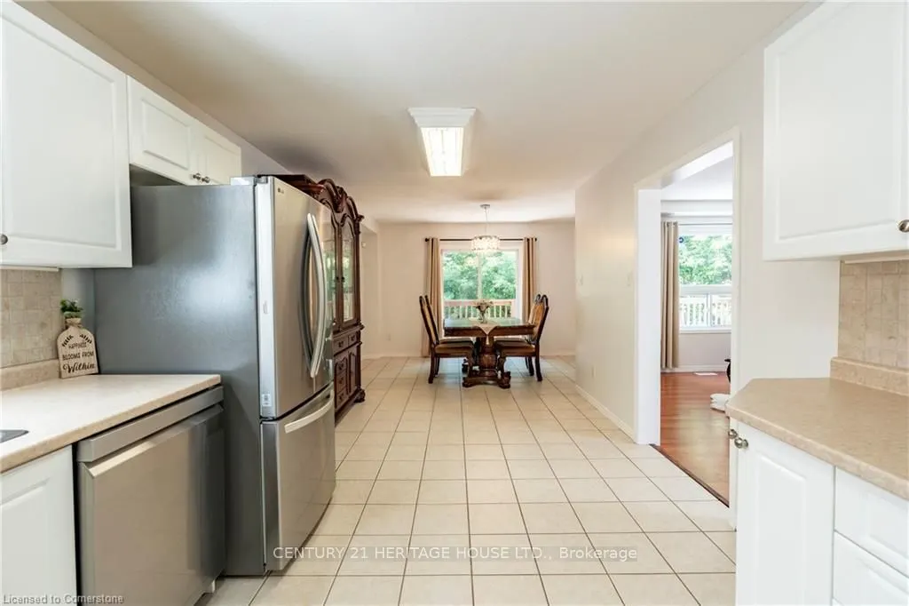 24 Castlewood Place