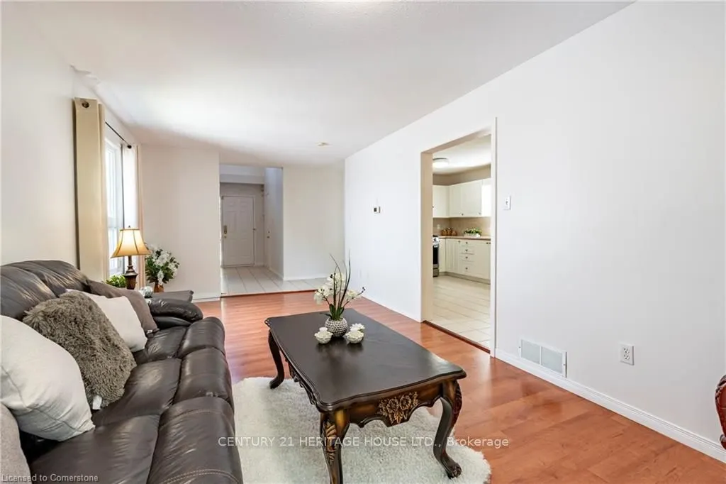 24 Castlewood Place