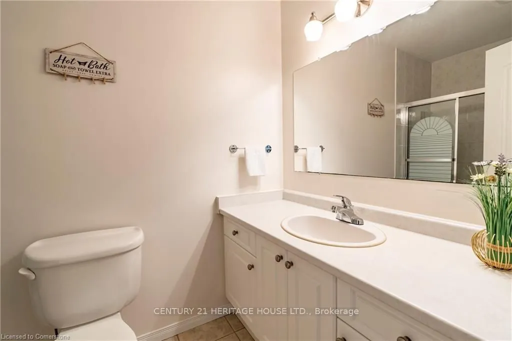 24 Castlewood Place