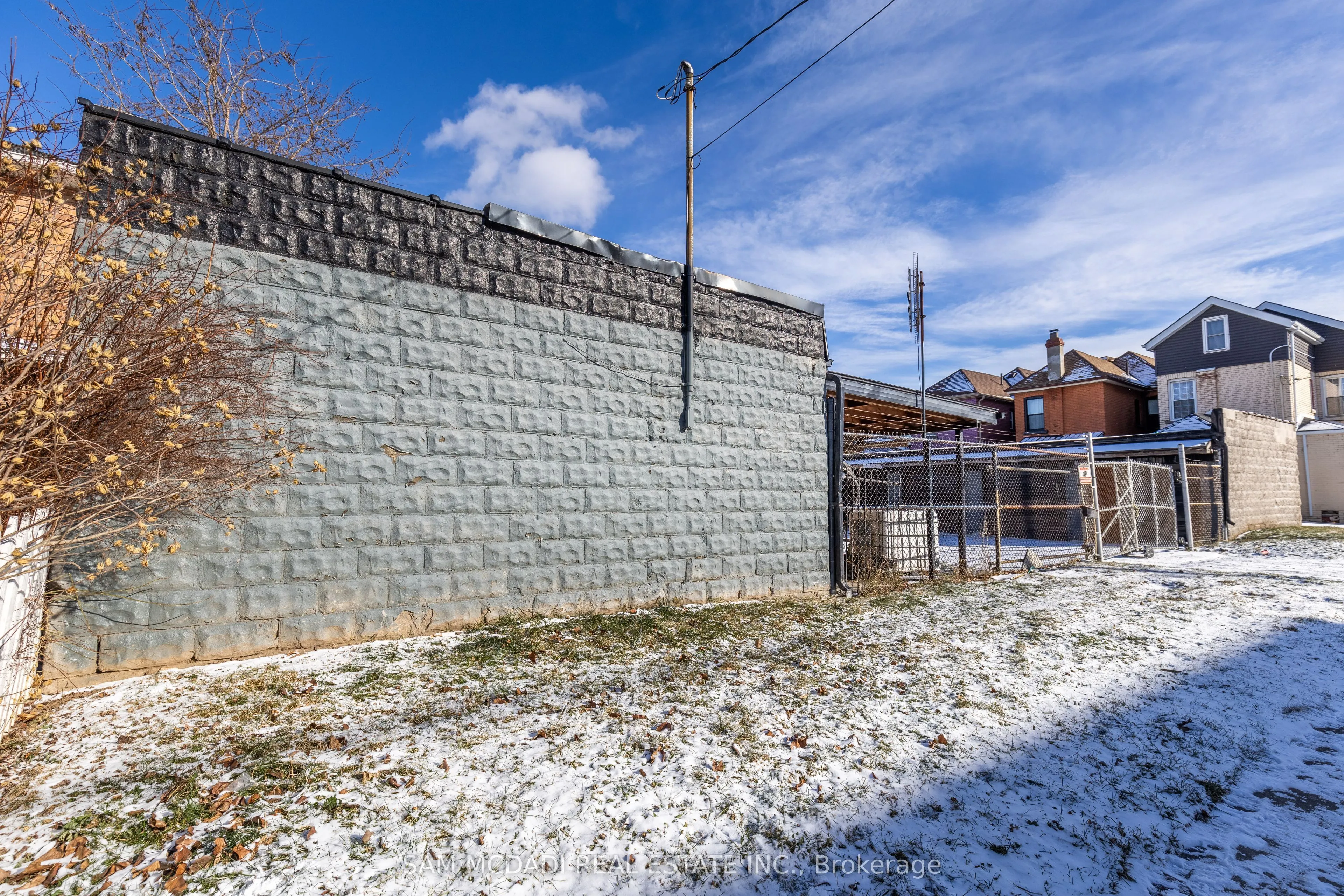 107 Robert Street