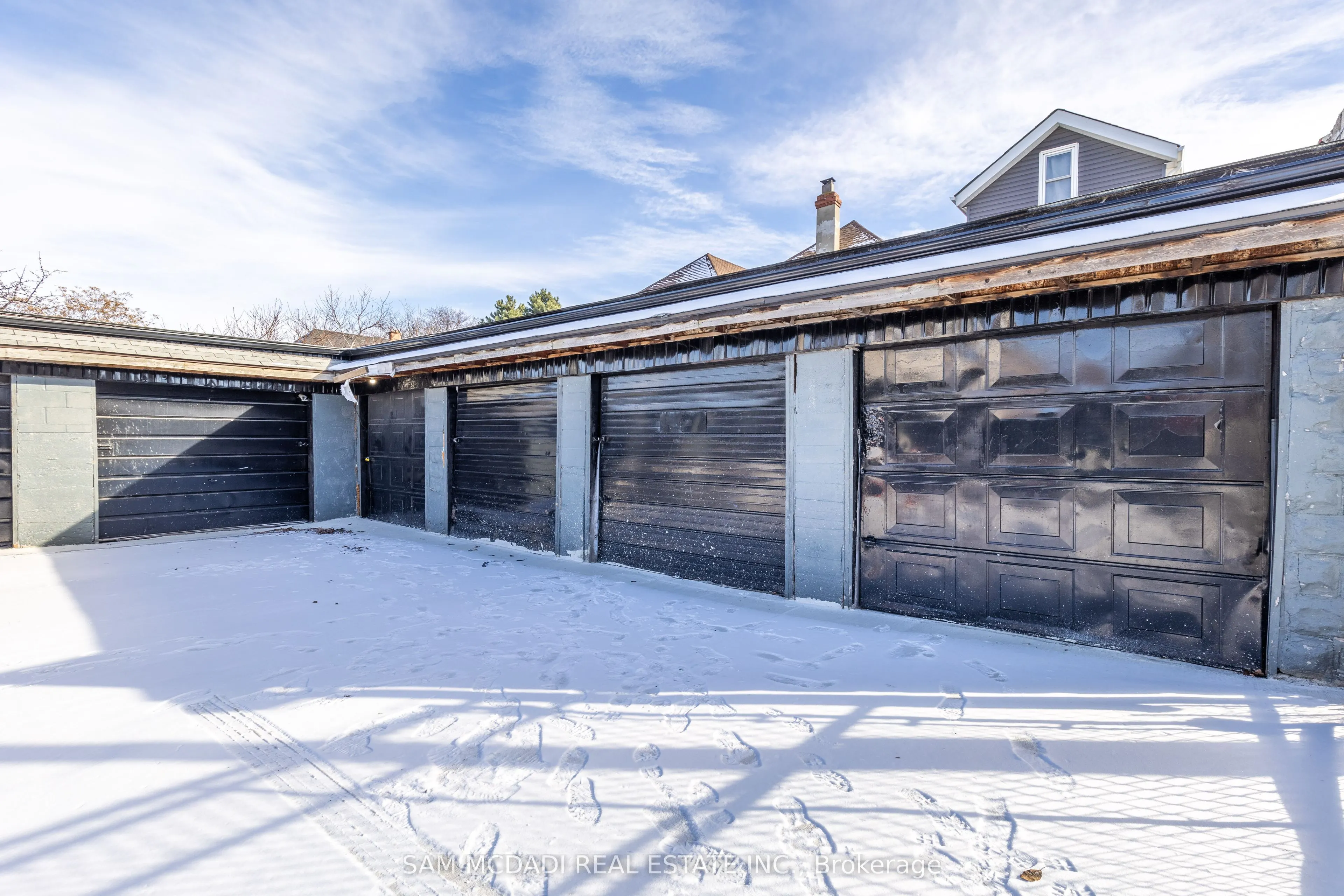 107 Robert Street