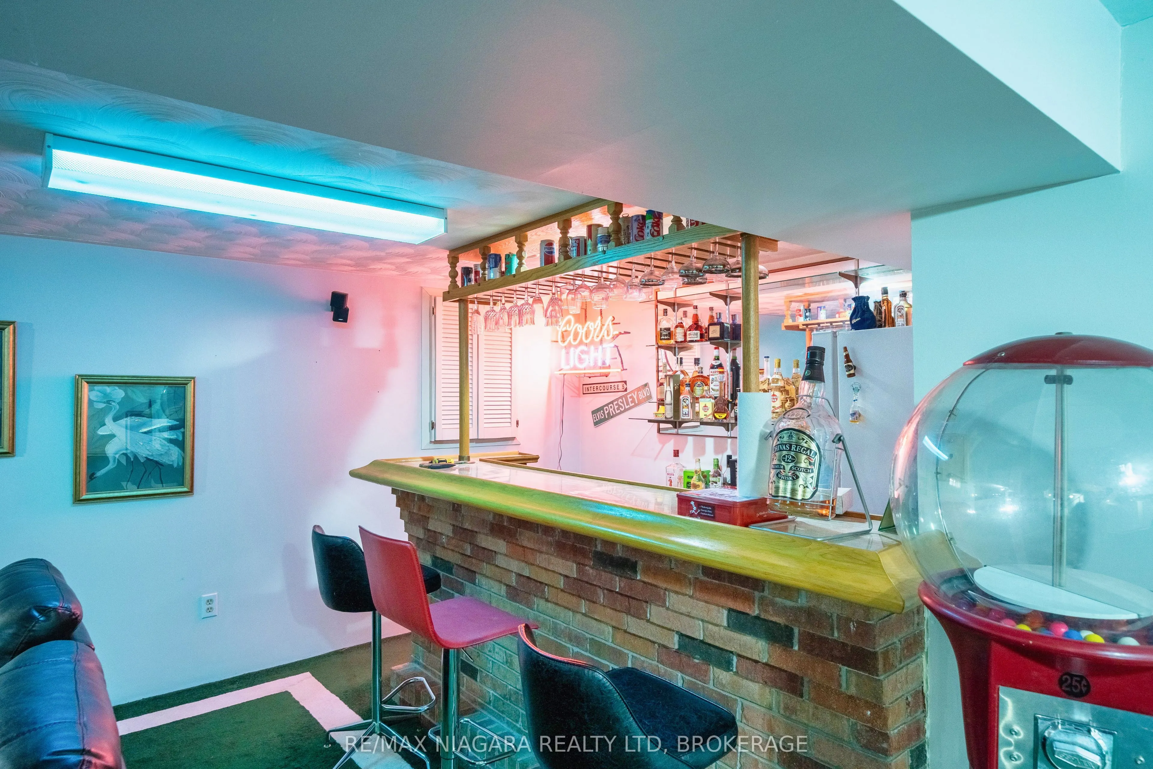 621 Lake Street