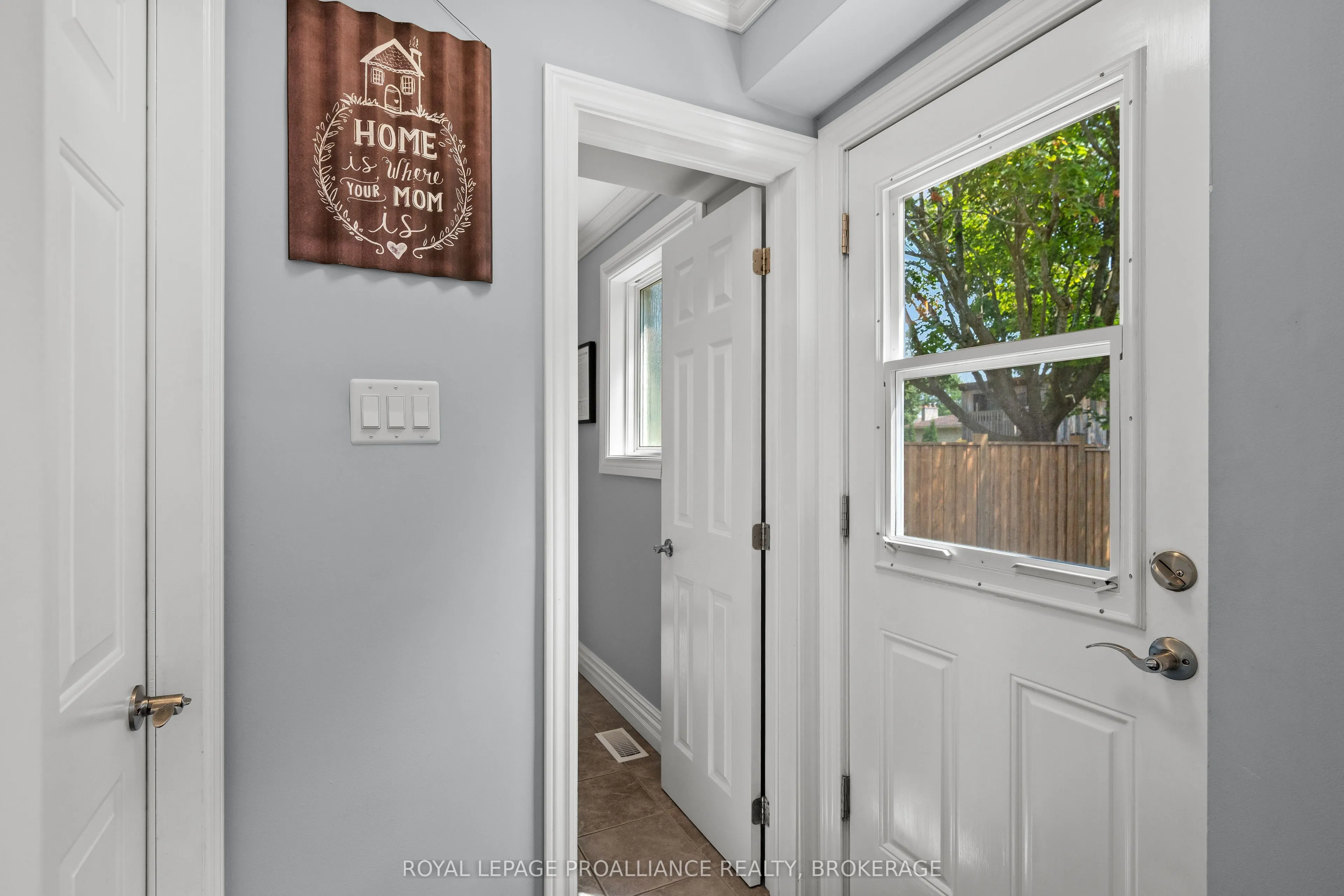 228 Glengarry Road