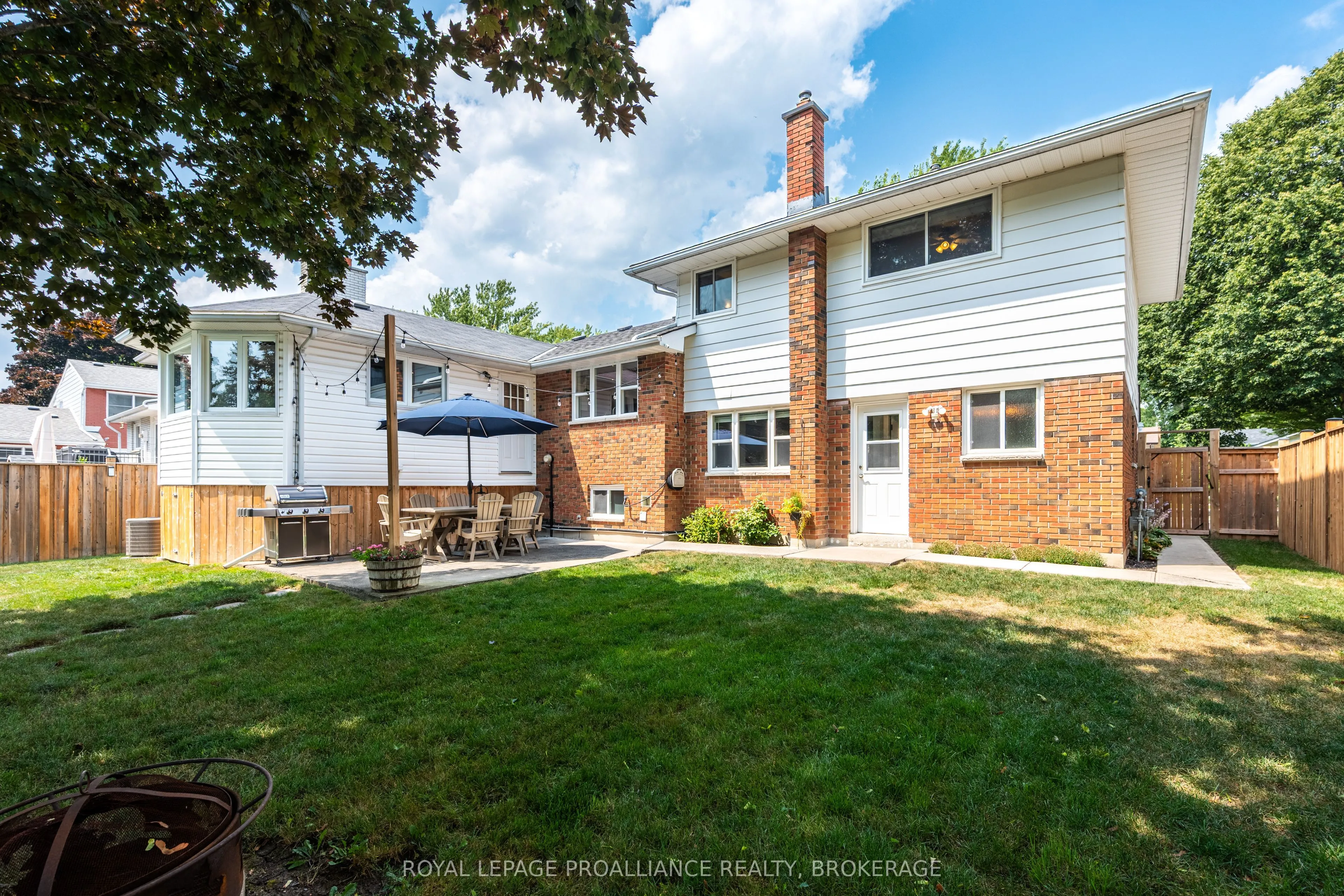 228 Glengarry Road