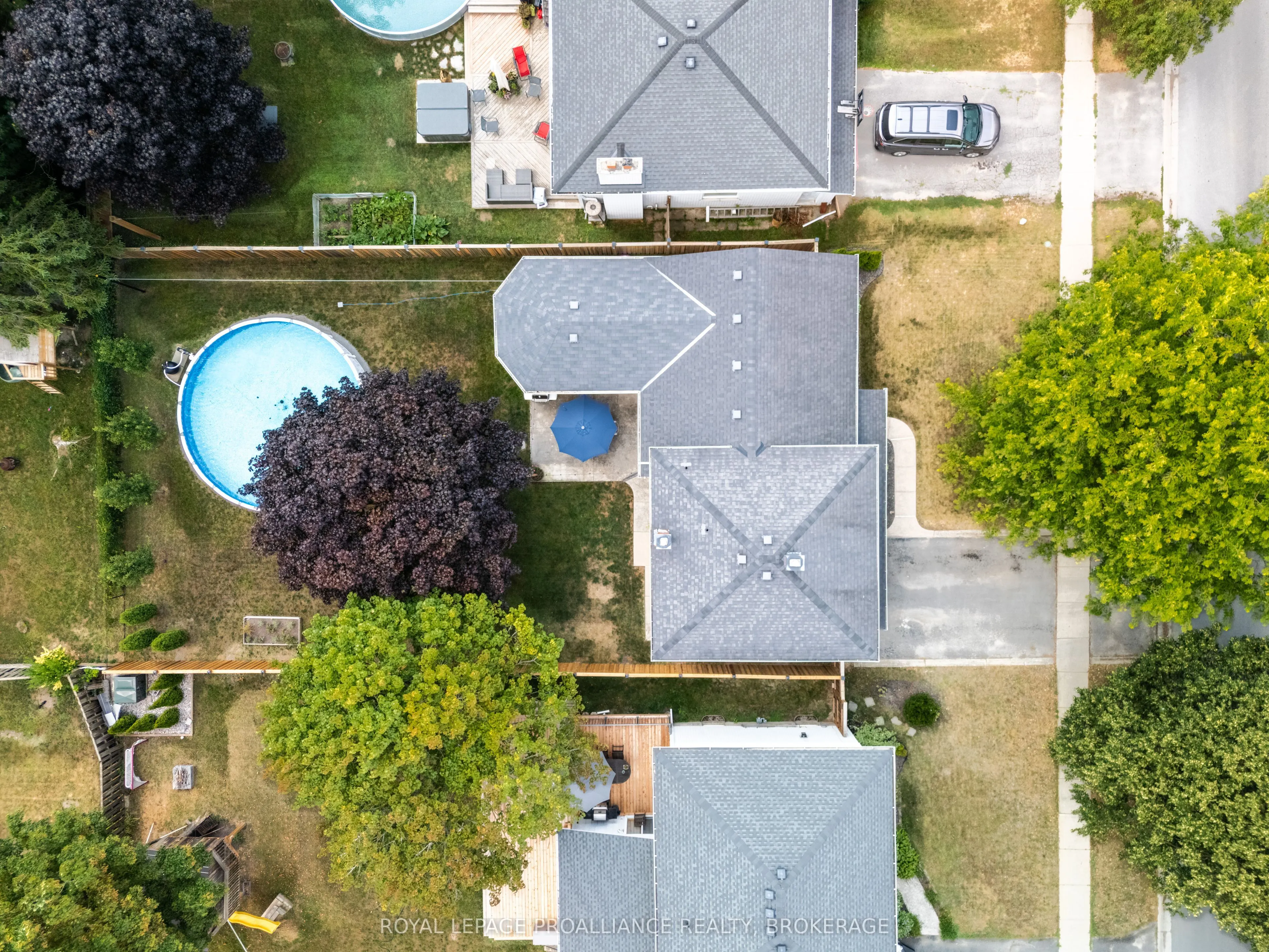 228 Glengarry Road