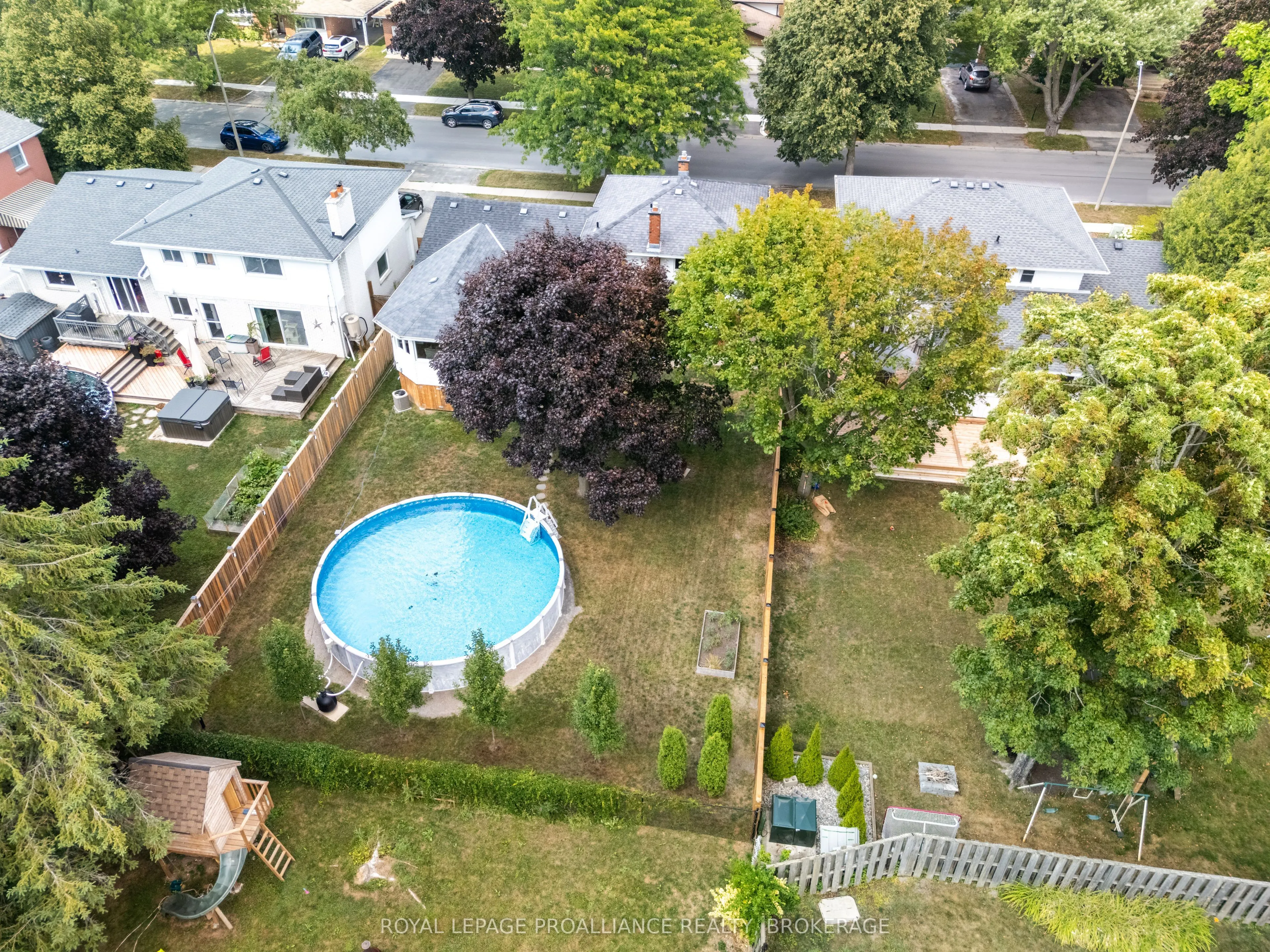 228 Glengarry Road