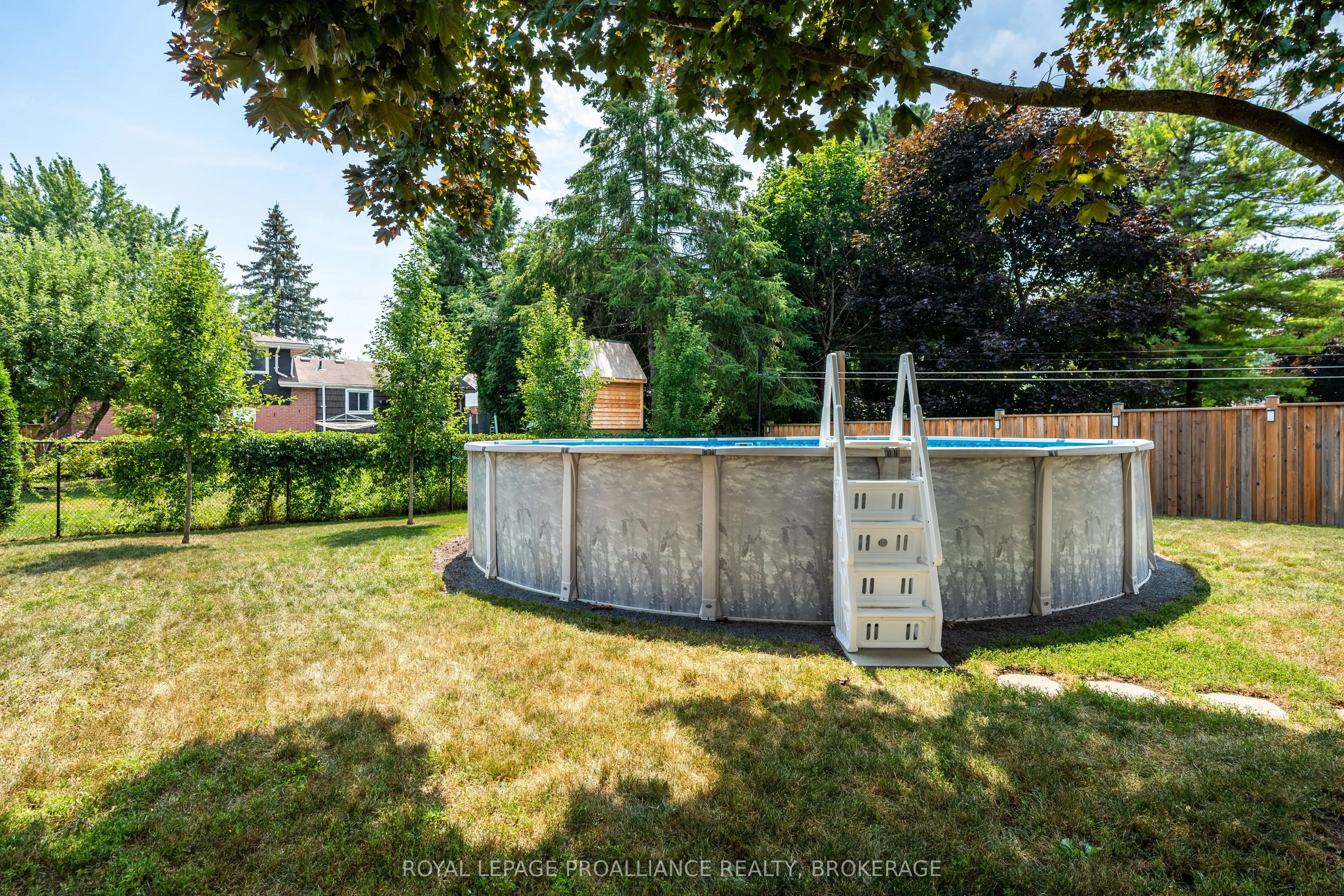 228 Glengarry Road
