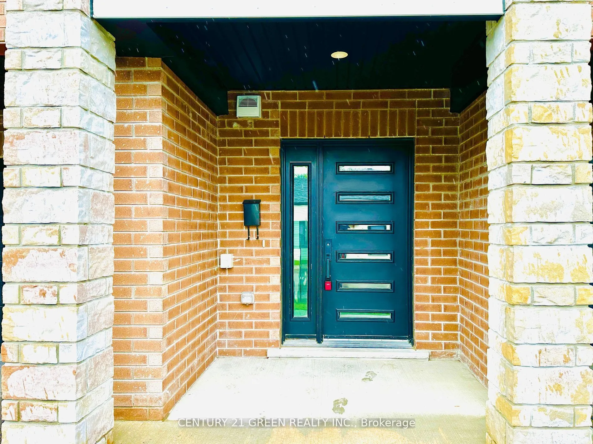 3 SPRING Street