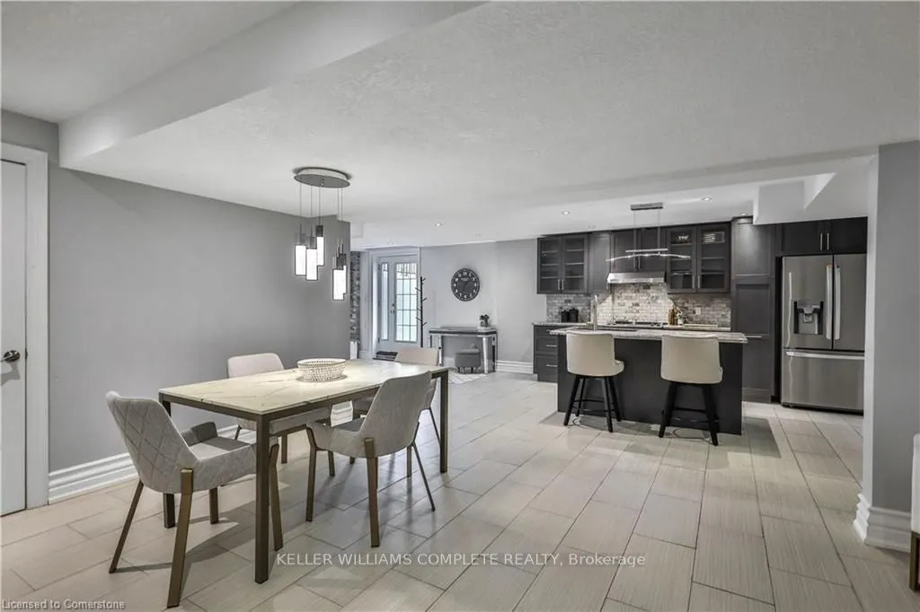 220 Moorland Crescent