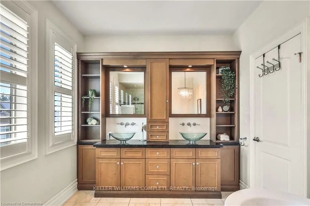 220 Moorland Crescent