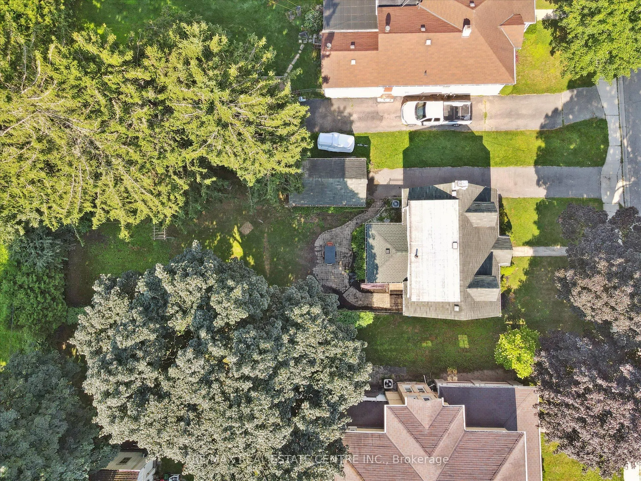 29 POLLOCK Avenue