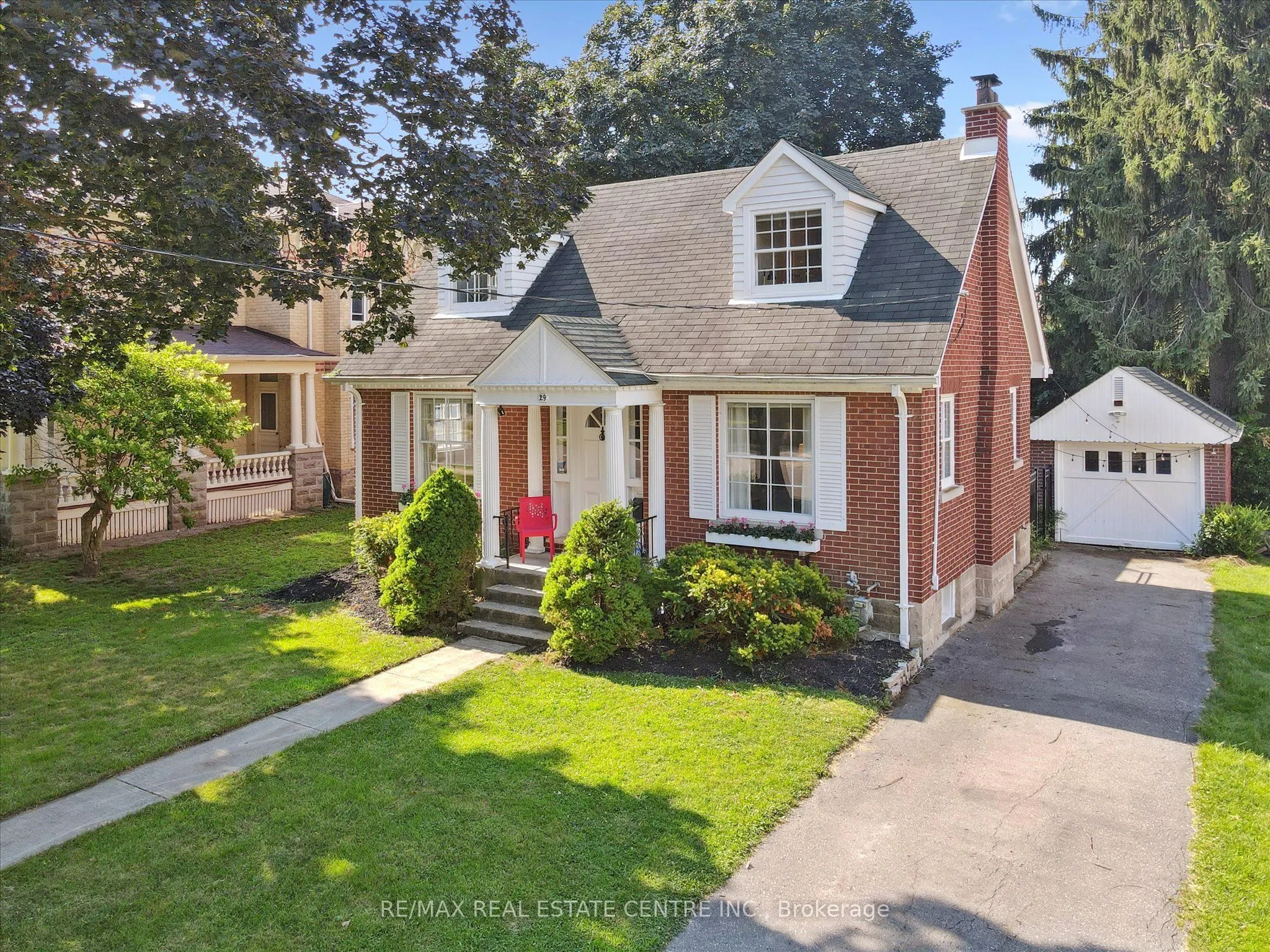 29 POLLOCK Avenue